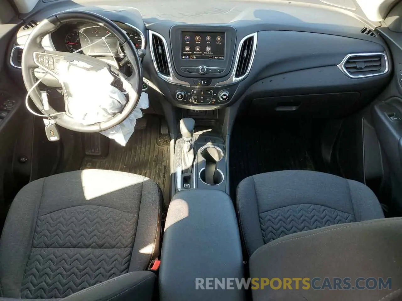 8 Photograph of a damaged car 3GNAXKEV9NS104848 CHEVROLET EQUINOX 2022