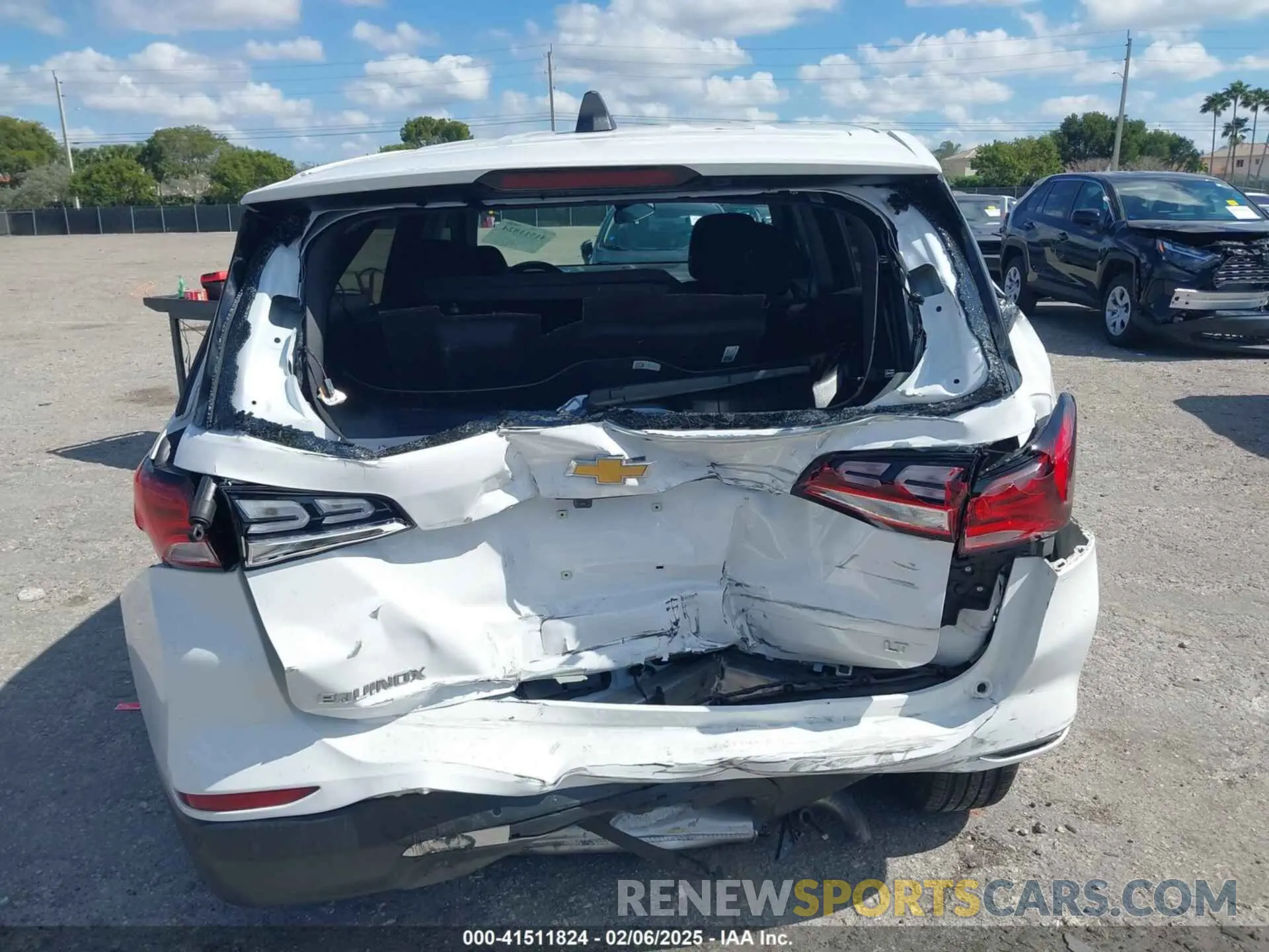 6 Photograph of a damaged car 3GNAXKEVXNL192013 CHEVROLET EQUINOX 2022