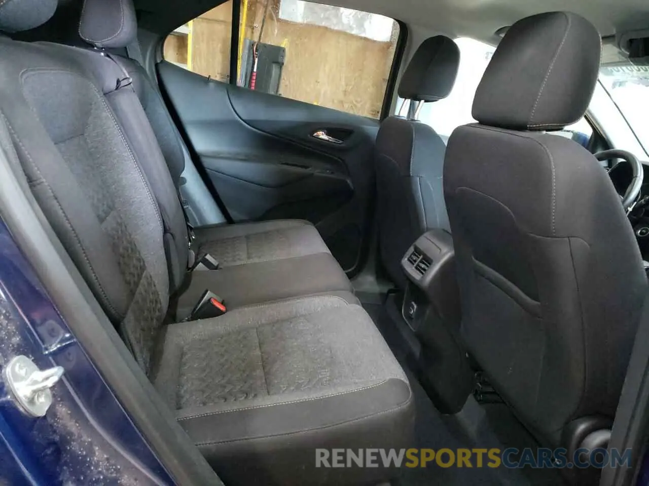 11 Photograph of a damaged car 3GNAXKEVXNL241629 CHEVROLET EQUINOX 2022