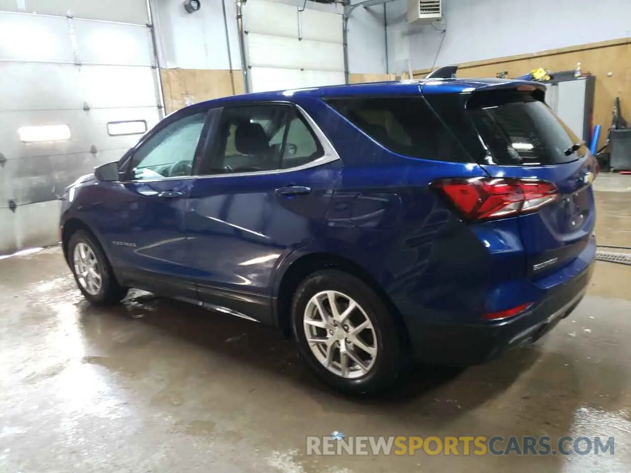 2 Photograph of a damaged car 3GNAXKEVXNL241629 CHEVROLET EQUINOX 2022