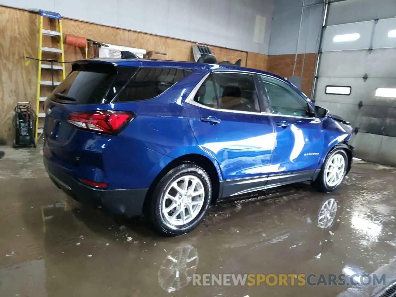 3 Photograph of a damaged car 3GNAXKEVXNL241629 CHEVROLET EQUINOX 2022