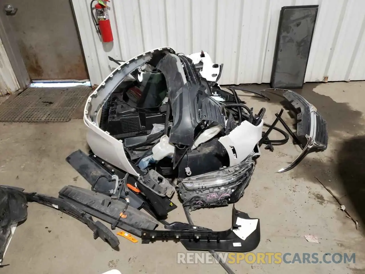 13 Photograph of a damaged car 3GNAXKEVXNL265610 CHEVROLET EQUINOX 2022