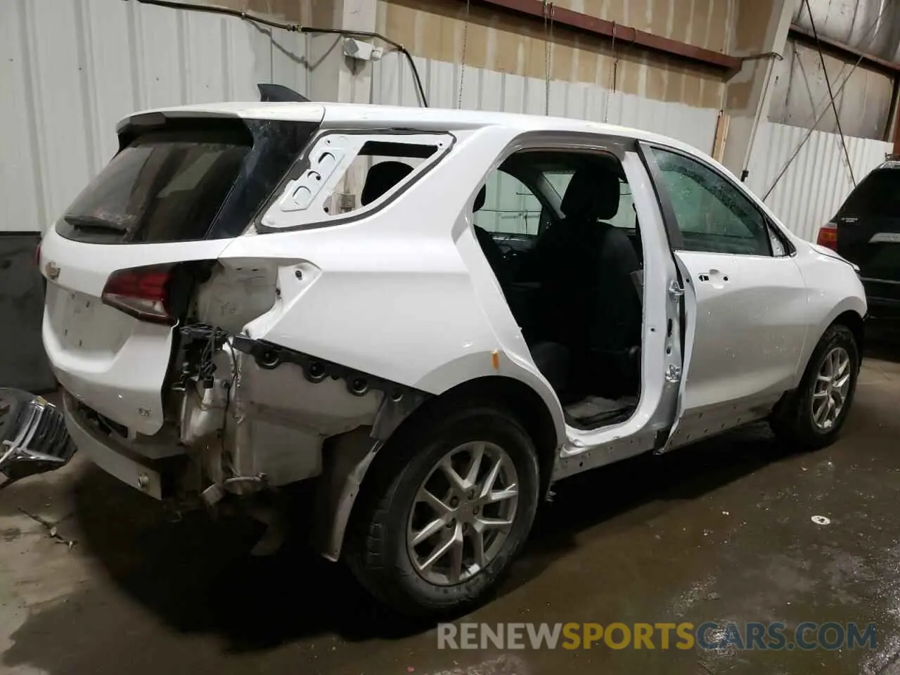 3 Photograph of a damaged car 3GNAXKEVXNL265610 CHEVROLET EQUINOX 2022