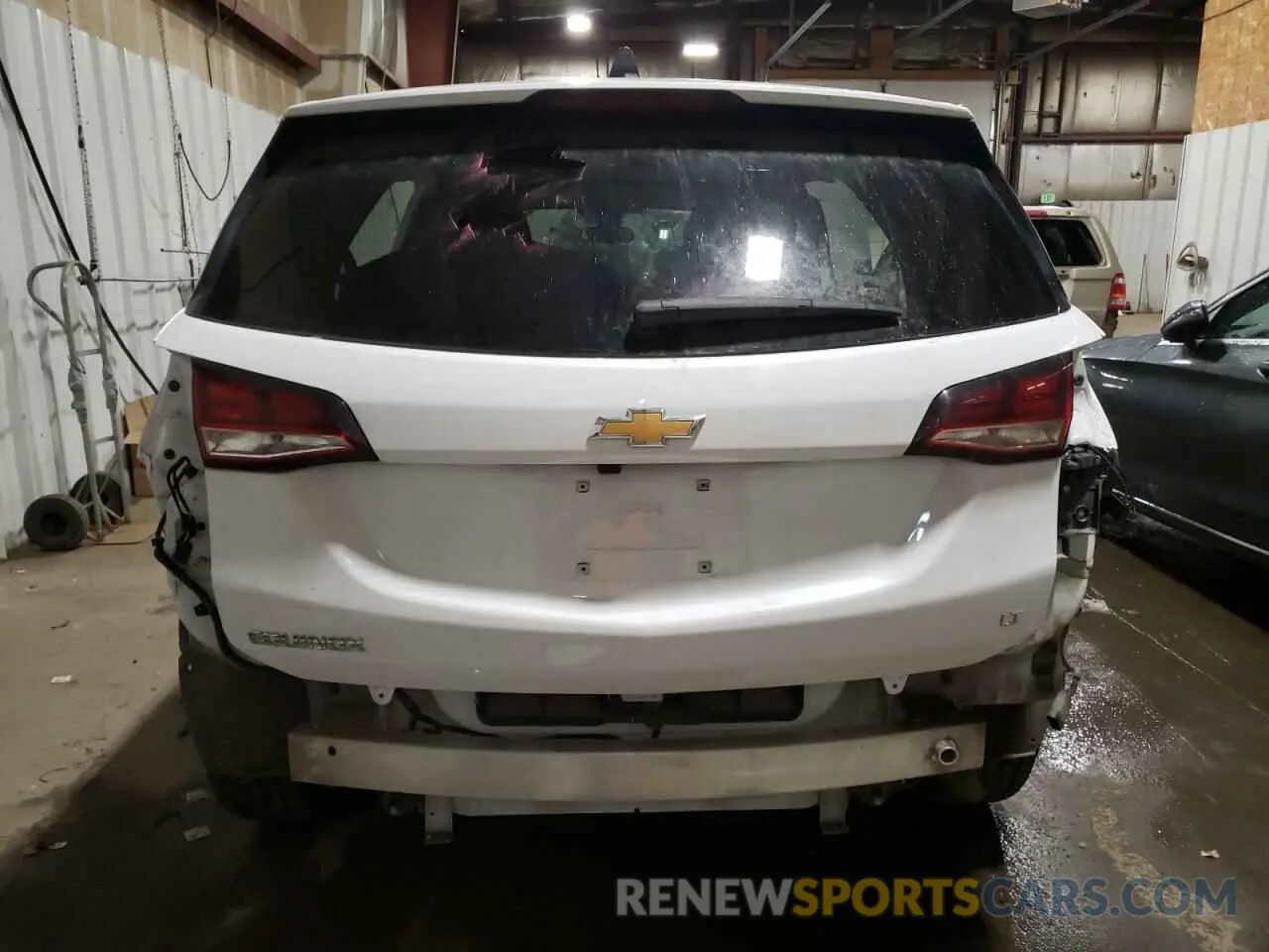 6 Photograph of a damaged car 3GNAXKEVXNL265610 CHEVROLET EQUINOX 2022