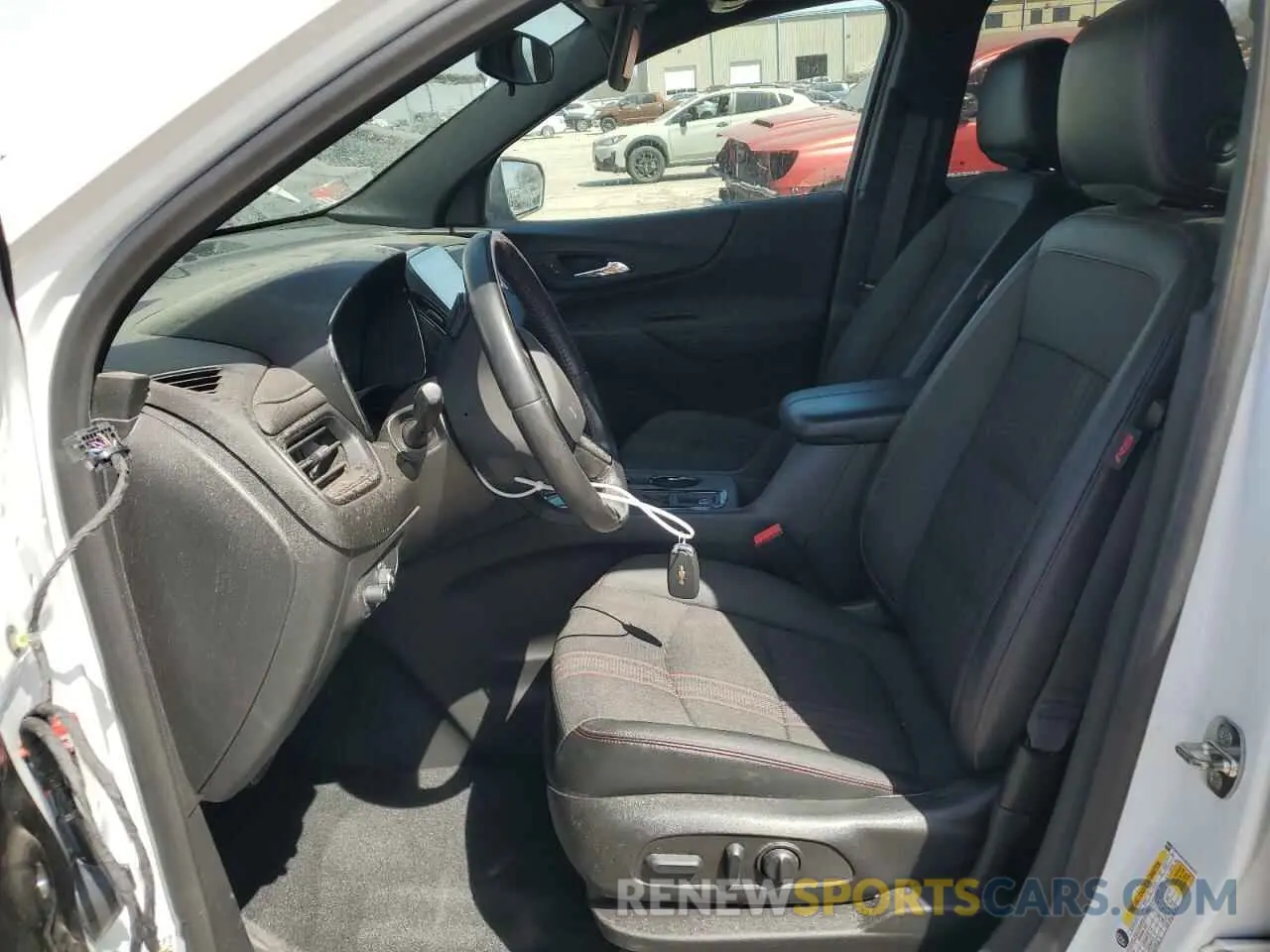 7 Photograph of a damaged car 3GNAXMEV0NS200363 CHEVROLET EQUINOX 2022