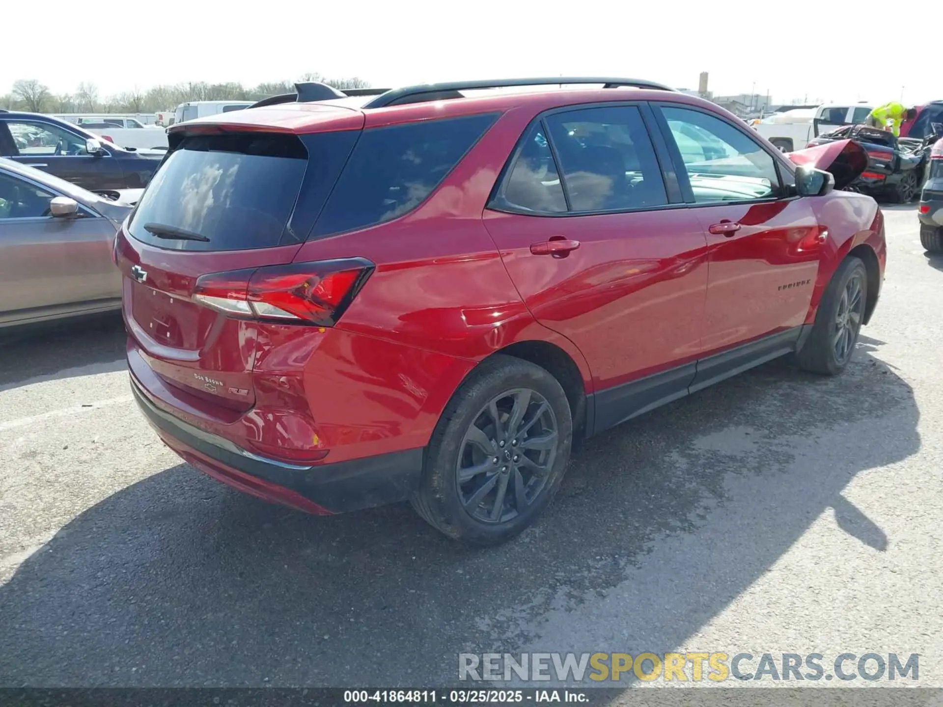 4 Photograph of a damaged car 3GNAXMEV1NS159192 CHEVROLET EQUINOX 2022