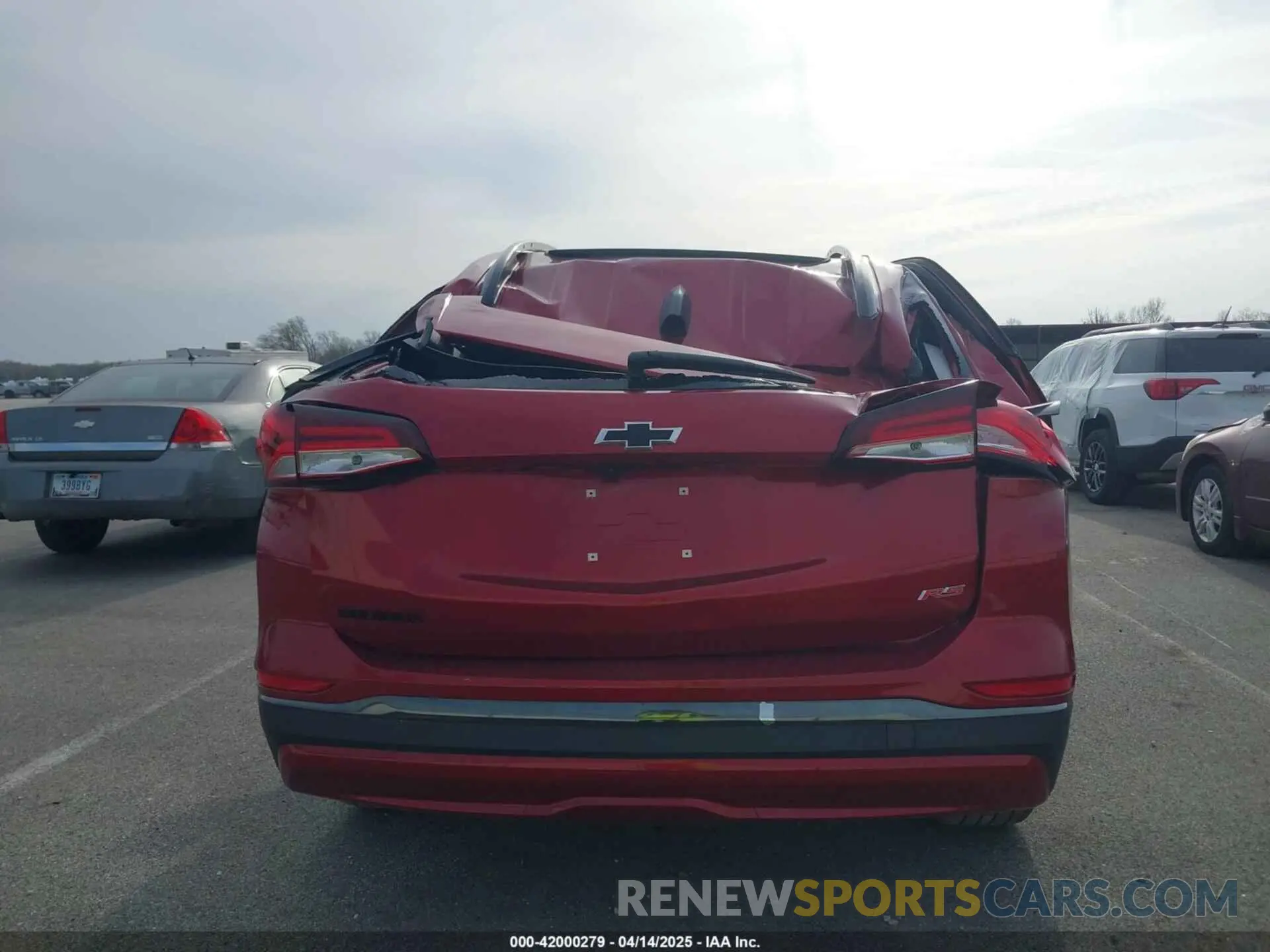 16 Photograph of a damaged car 3GNAXMEV4NS167755 CHEVROLET EQUINOX 2022