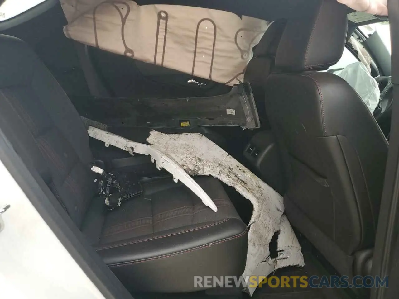 11 Photograph of a damaged car 3GNAXMEV8NS116646 CHEVROLET EQUINOX 2022