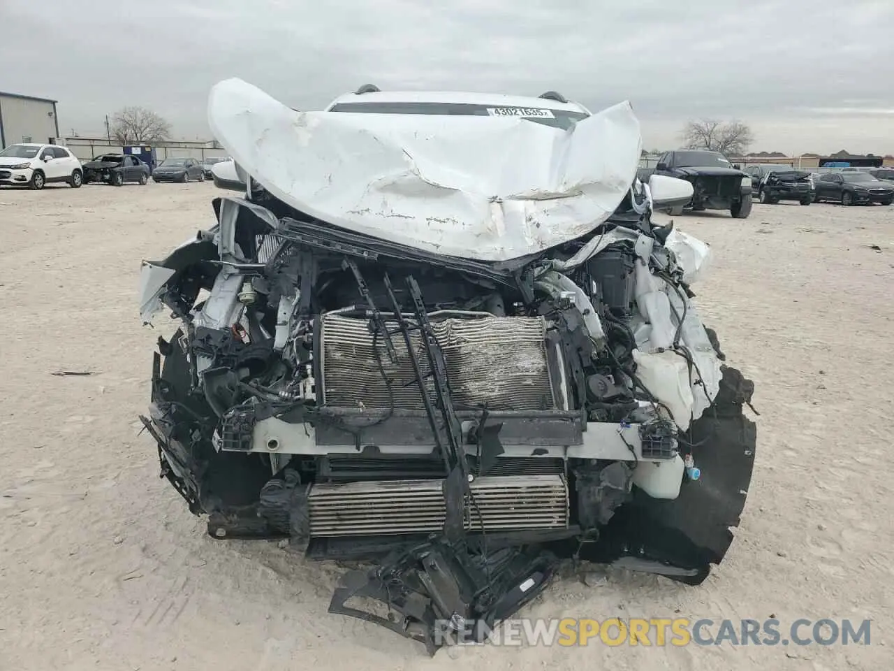 5 Photograph of a damaged car 3GNAXMEV8NS116646 CHEVROLET EQUINOX 2022