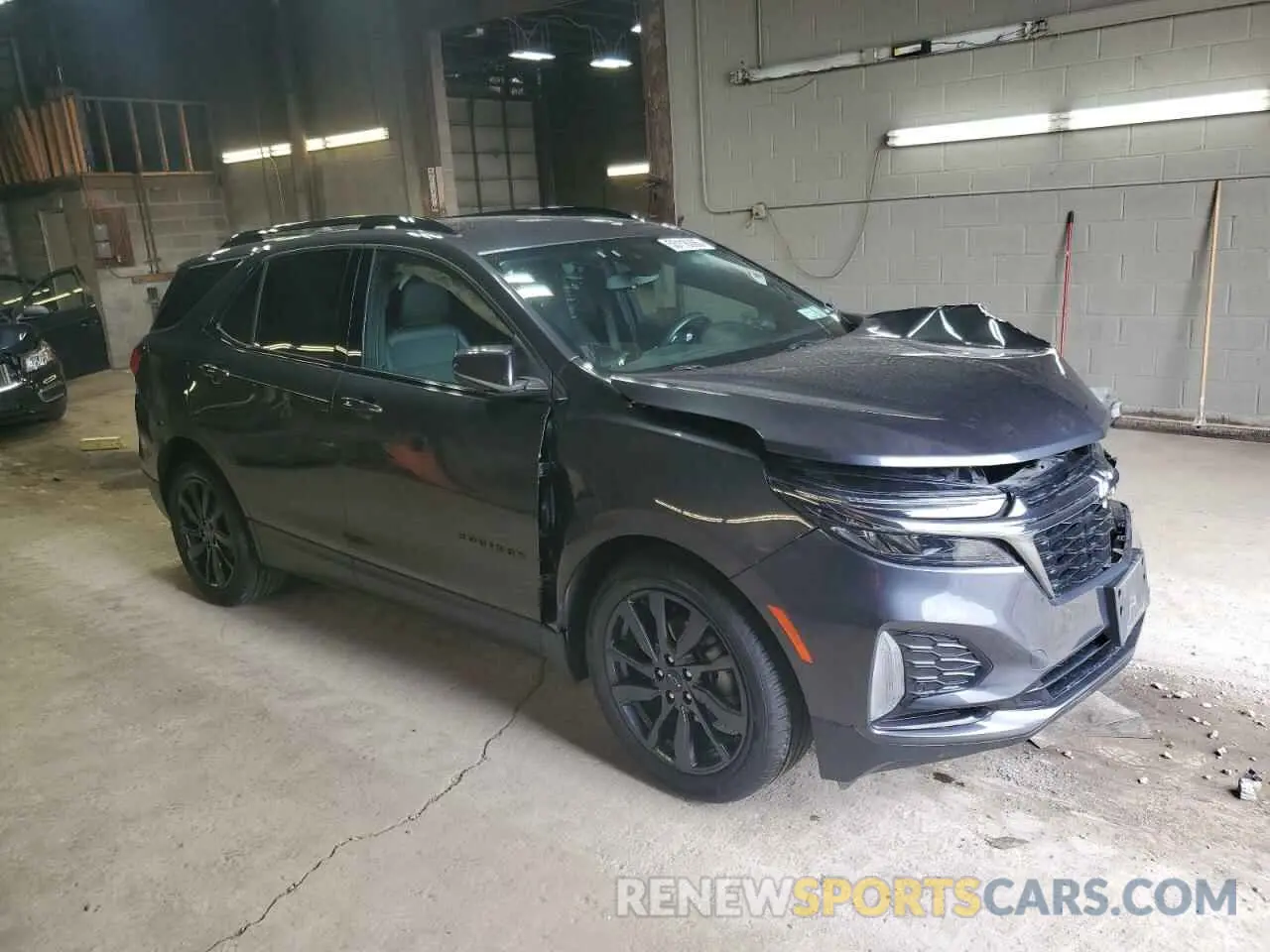 4 Photograph of a damaged car 3GNAXMEV8NS121927 CHEVROLET EQUINOX 2022