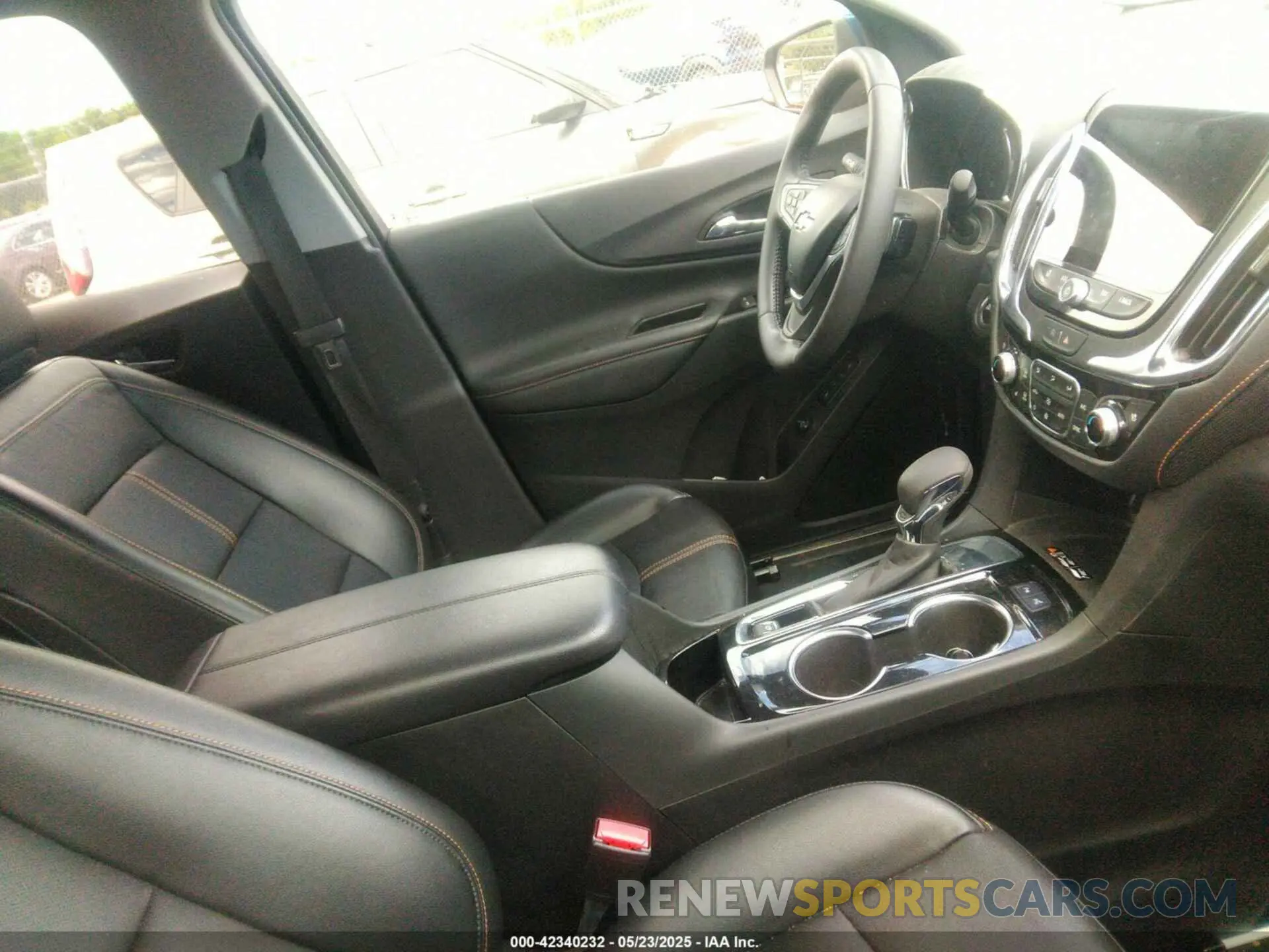5 Photograph of a damaged car 3GNAXNEV1NS182042 CHEVROLET EQUINOX 2022