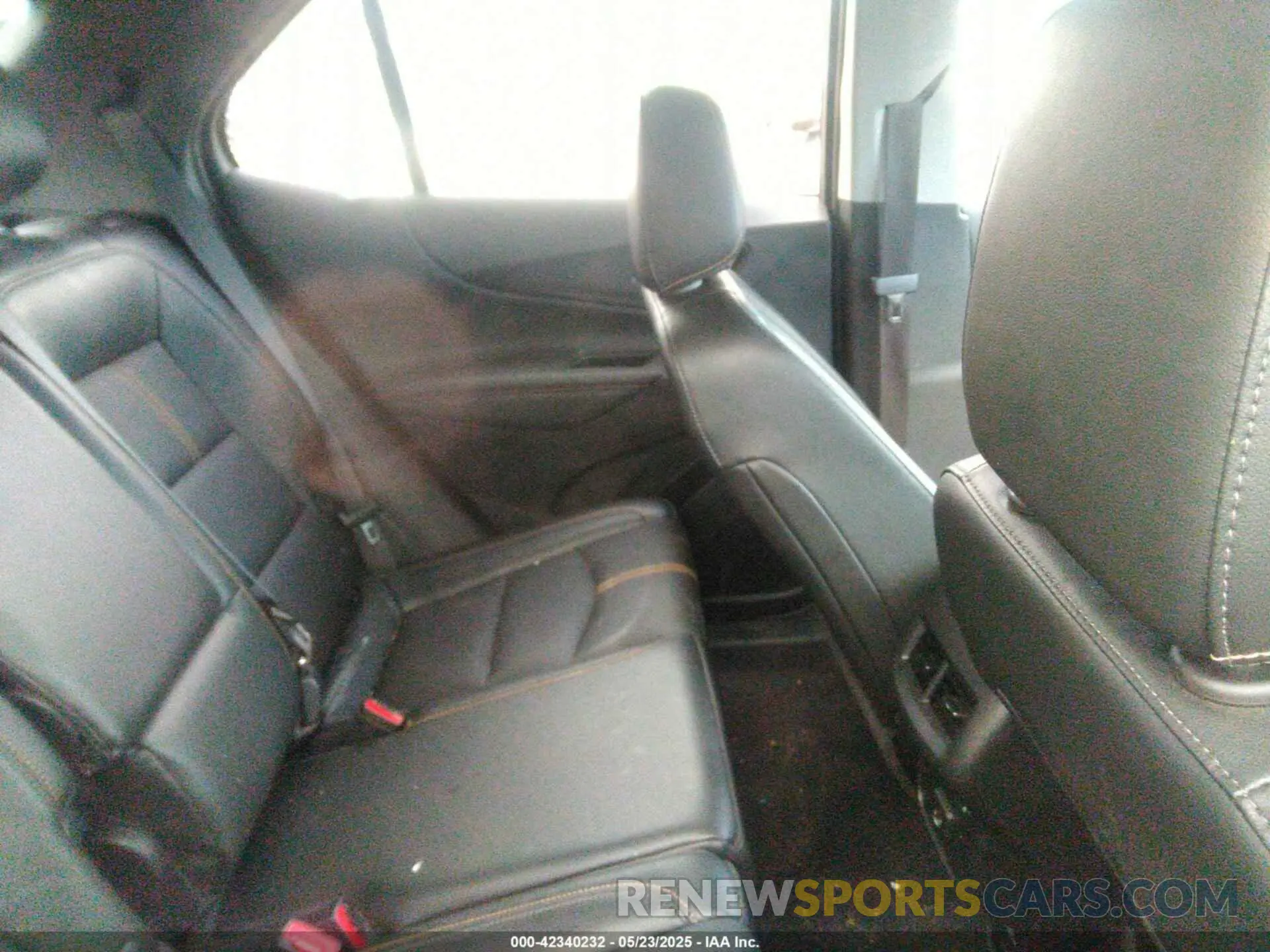 8 Photograph of a damaged car 3GNAXNEV1NS182042 CHEVROLET EQUINOX 2022