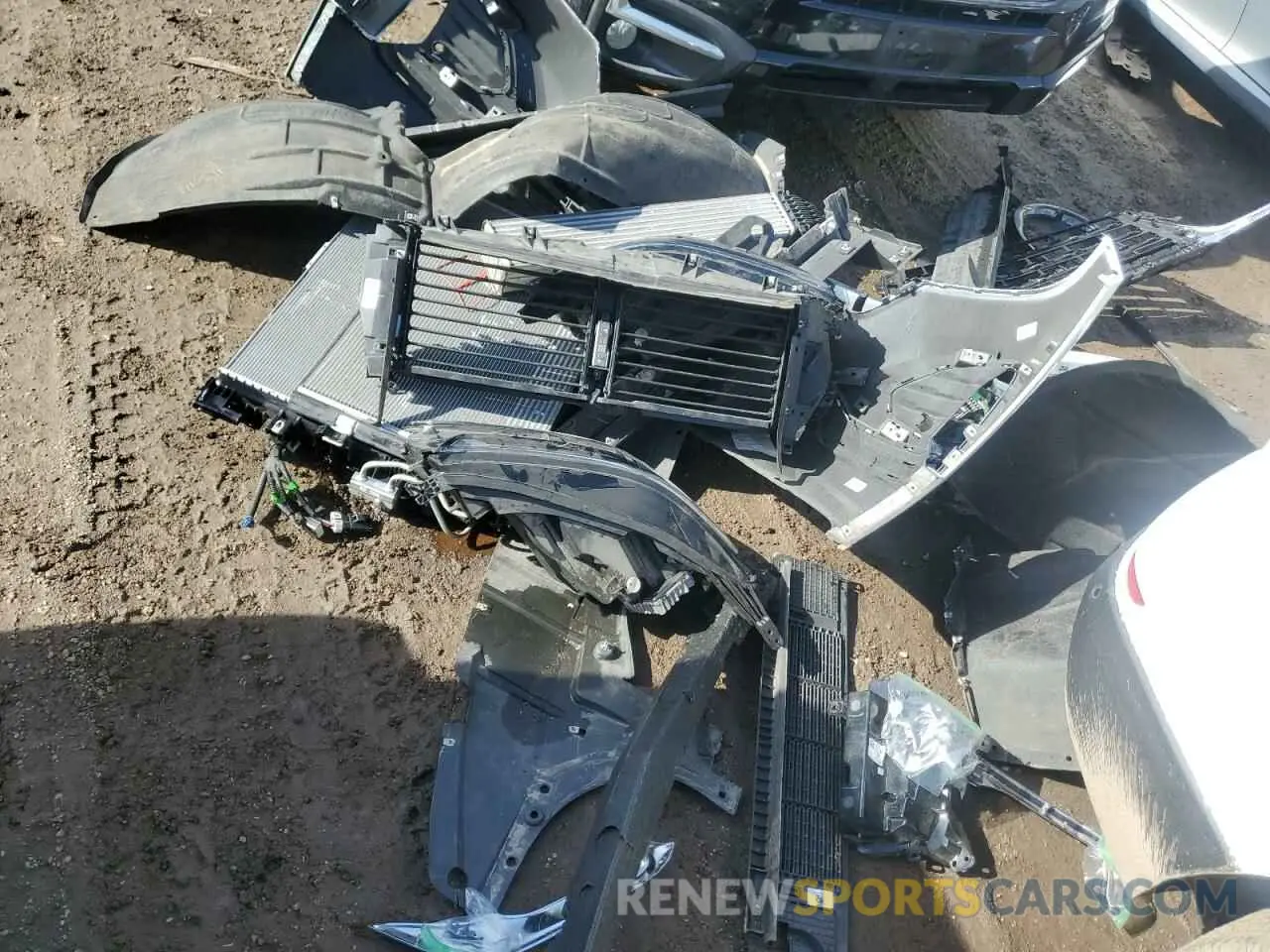13 Photograph of a damaged car 3GNAXNEV7NS225086 CHEVROLET EQUINOX 2022