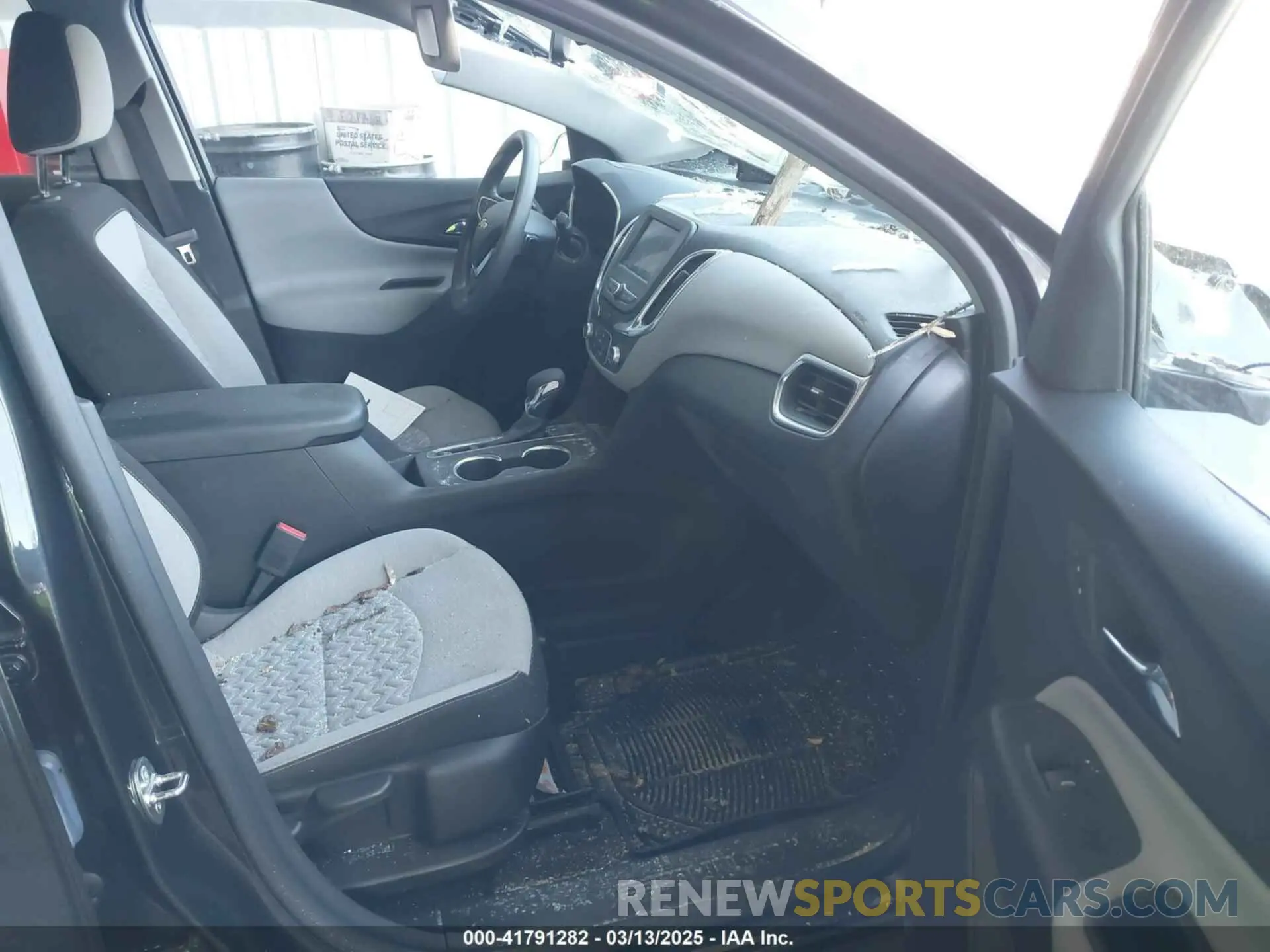 5 Photograph of a damaged car 3GNAXSEV2NS152370 CHEVROLET EQUINOX 2022
