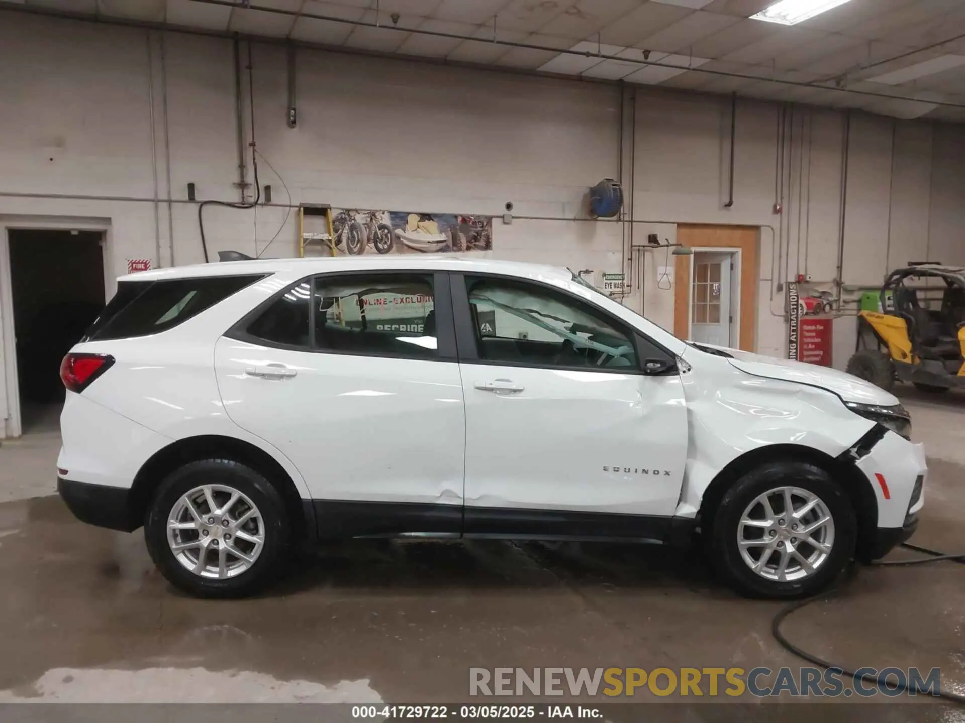 14 Photograph of a damaged car 3GNAXSEV3NS170280 CHEVROLET EQUINOX 2022