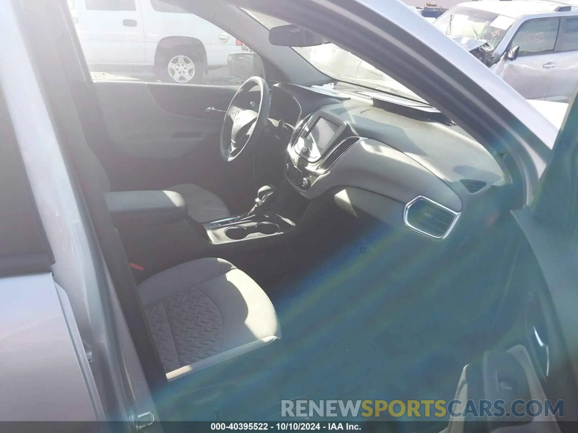 5 Photograph of a damaged car 3GNAXSEV4NS150099 CHEVROLET EQUINOX 2022