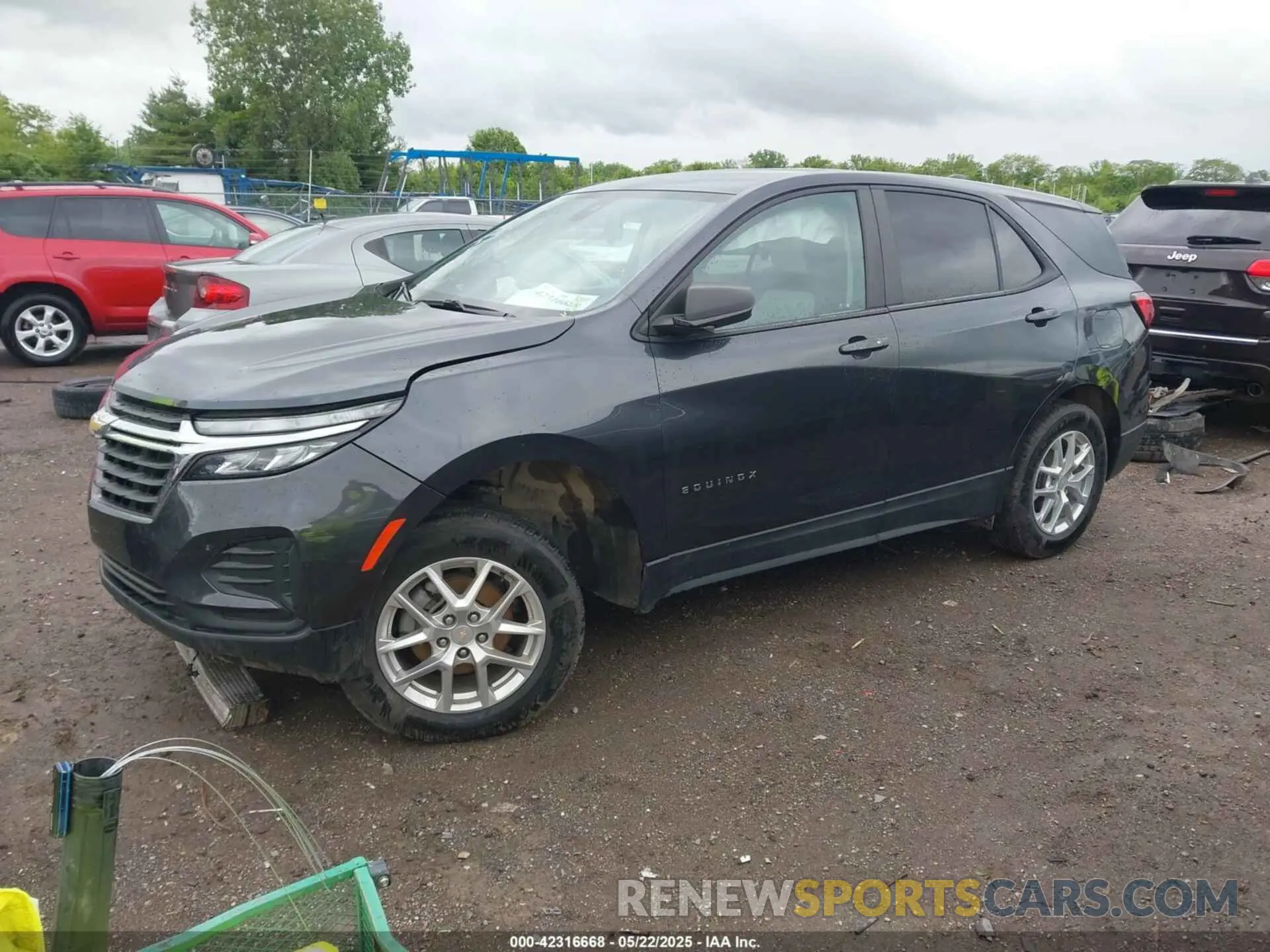 2 Photograph of a damaged car 3GNAXSEV5NS166036 CHEVROLET EQUINOX 2022
