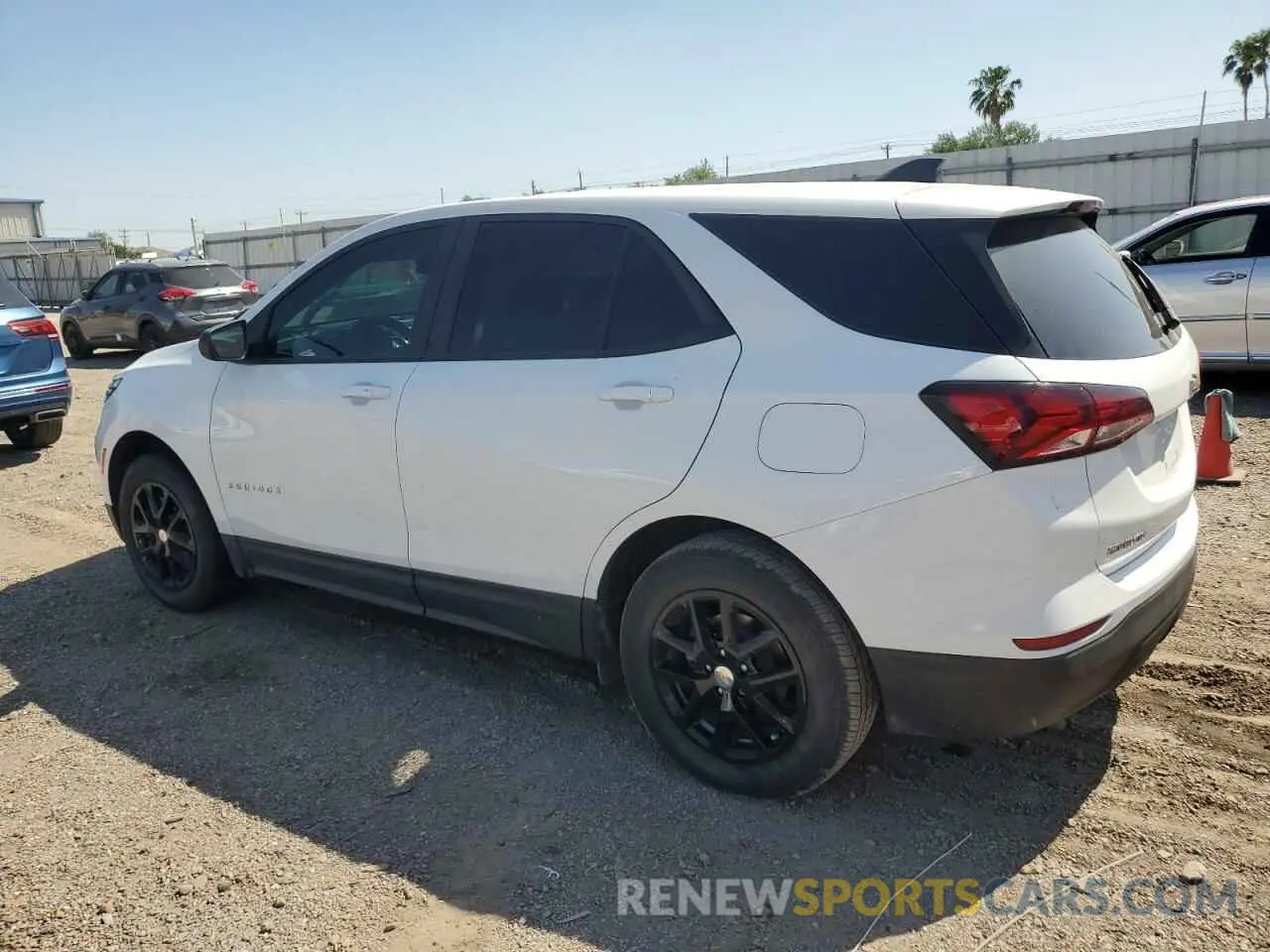 2 Photograph of a damaged car 3GNAXSEV5NS239261 CHEVROLET EQUINOX 2022