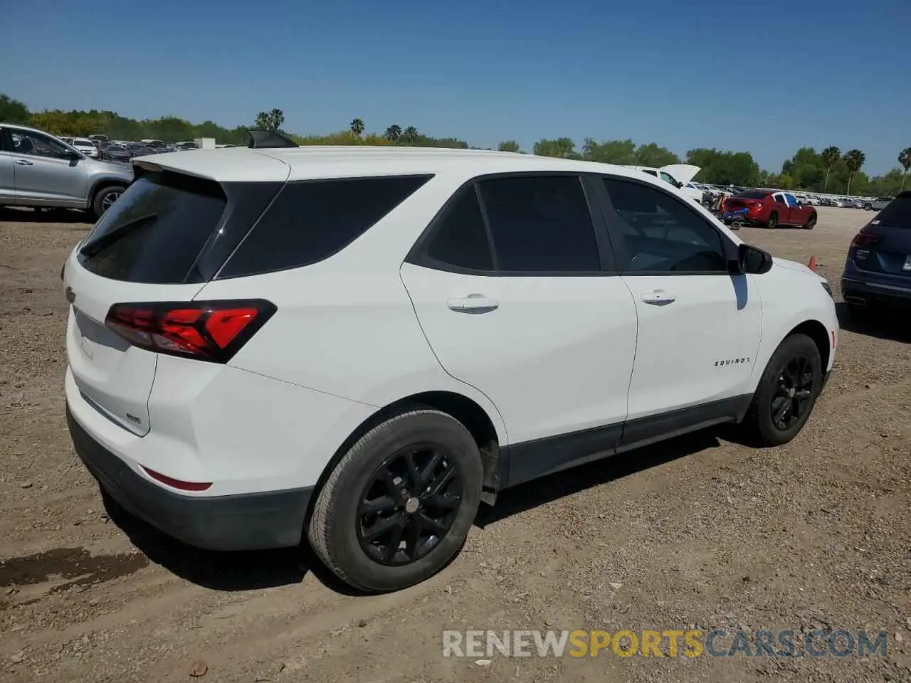 3 Photograph of a damaged car 3GNAXSEV5NS239261 CHEVROLET EQUINOX 2022