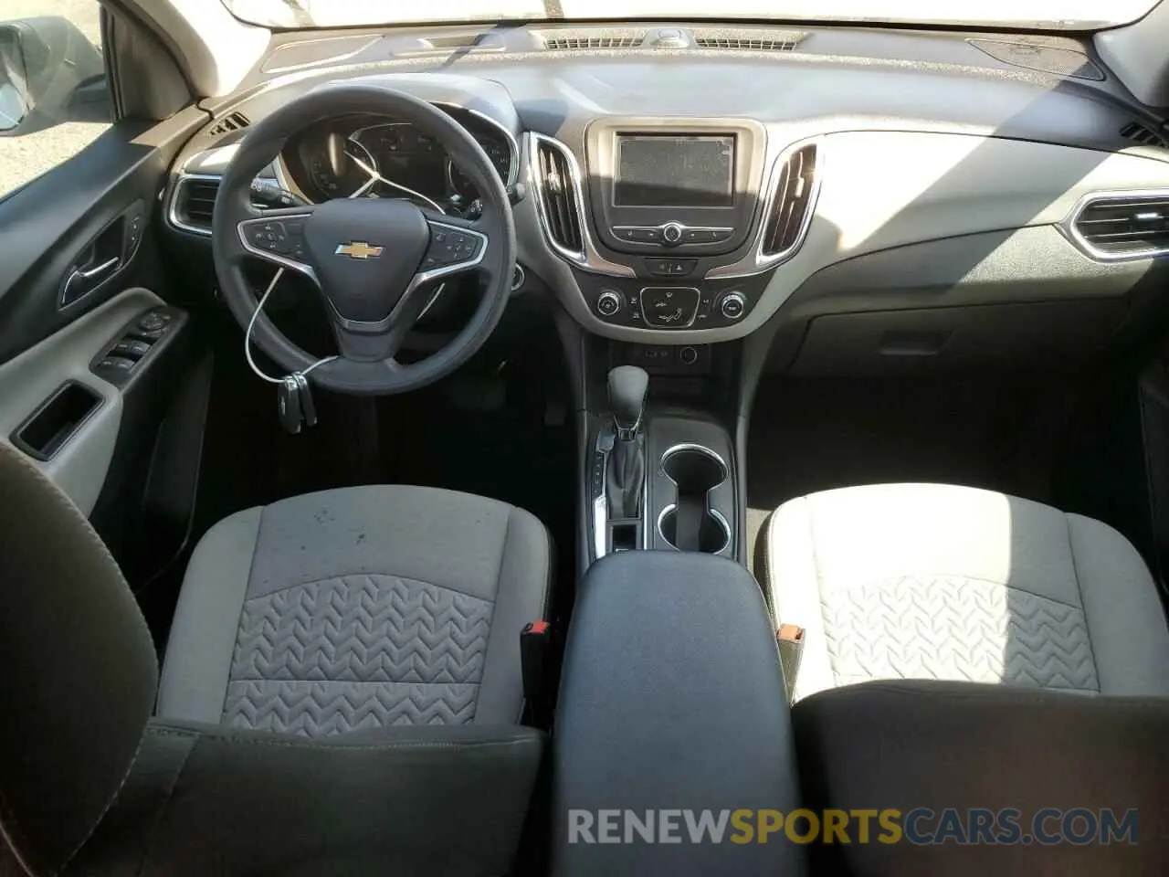 8 Photograph of a damaged car 3GNAXSEV5NS239261 CHEVROLET EQUINOX 2022