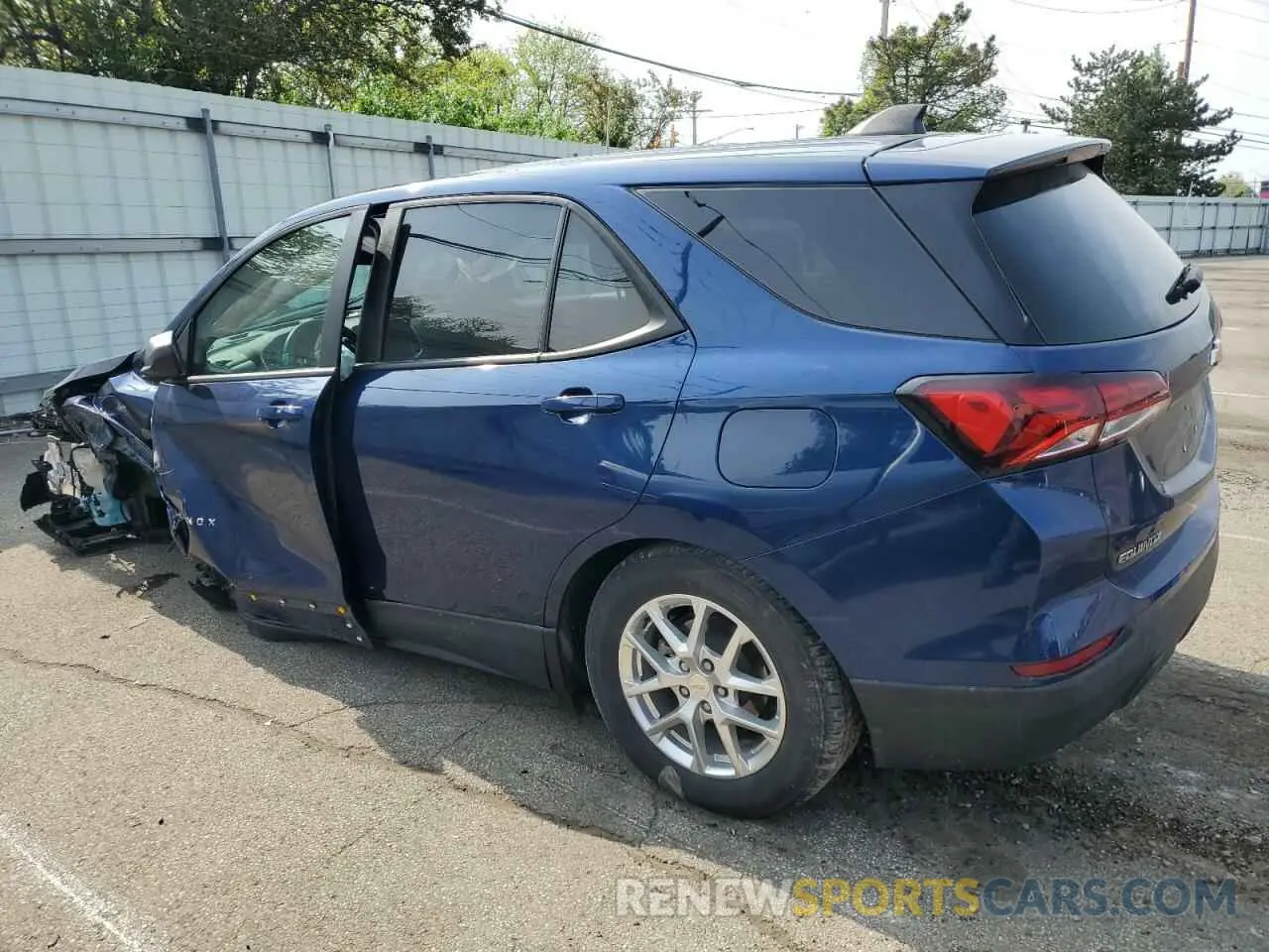 2 Photograph of a damaged car 3GNAXSEVXNS165545 CHEVROLET EQUINOX 2022