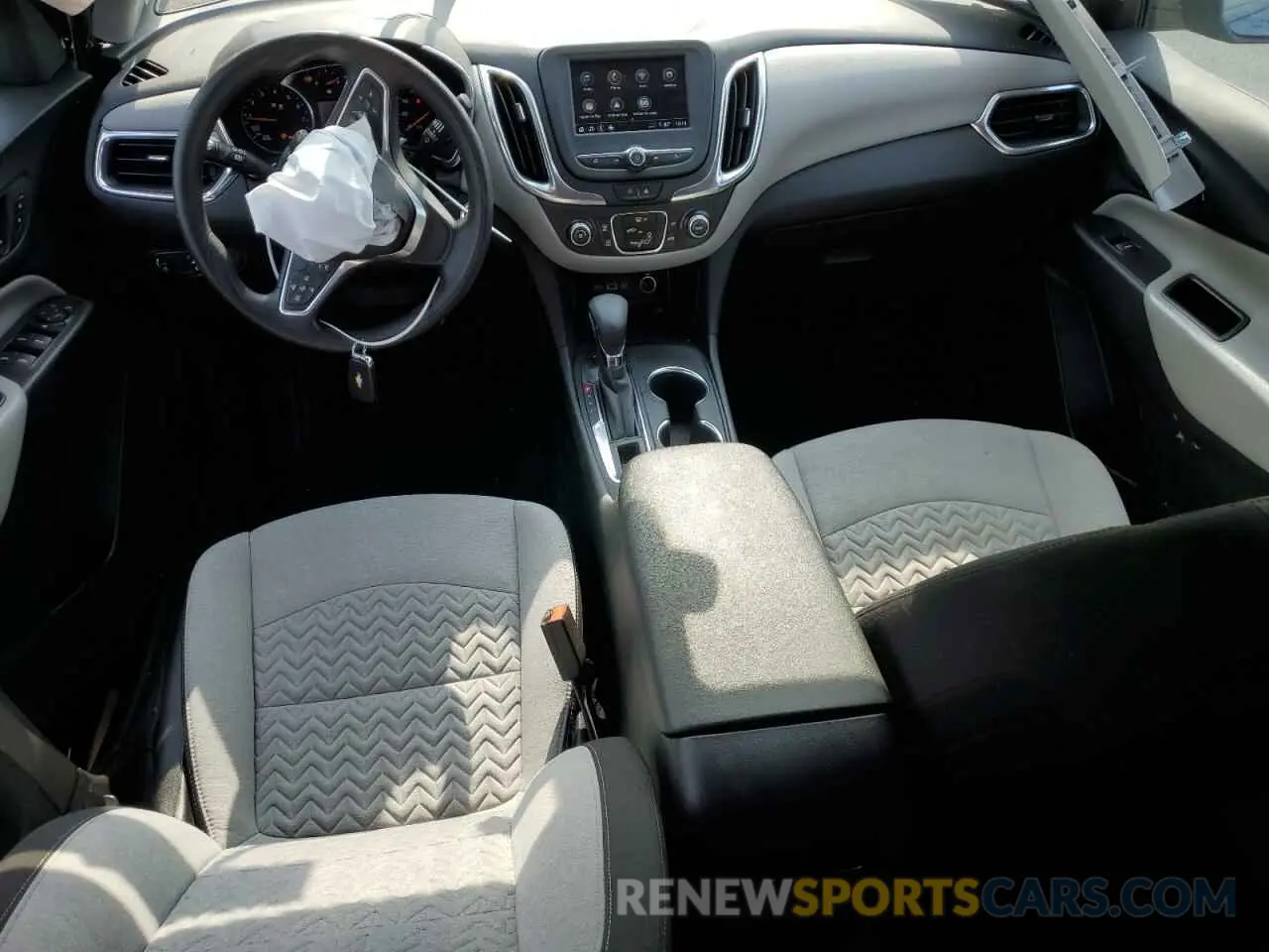 8 Photograph of a damaged car 3GNAXSEVXNS165545 CHEVROLET EQUINOX 2022