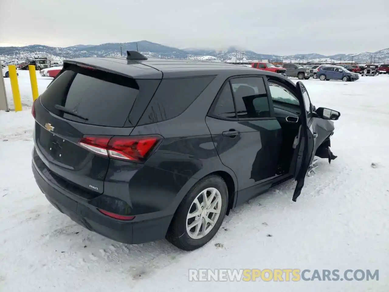 3 Photograph of a damaged car 3GNAXSEVXNS175265 CHEVROLET EQUINOX 2022