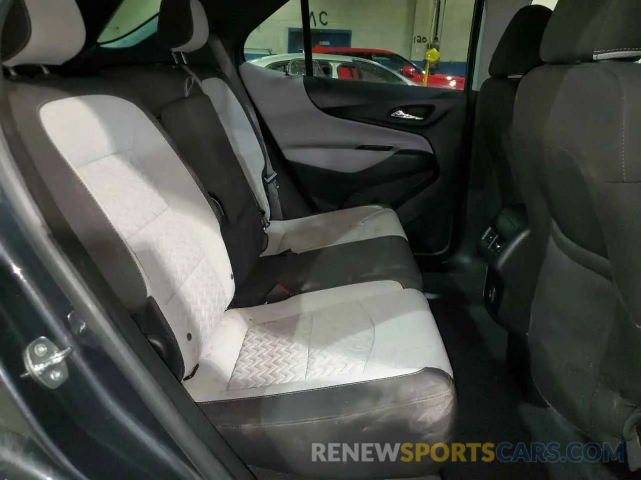 11 Photograph of a damaged car 3GNAXSEVXNS222942 CHEVROLET EQUINOX 2022