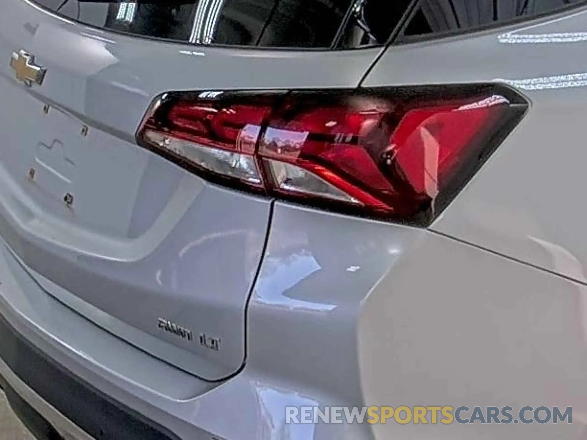 11 Photograph of a damaged car 3GNAXTEV0NL152139 CHEVROLET EQUINOX 2022