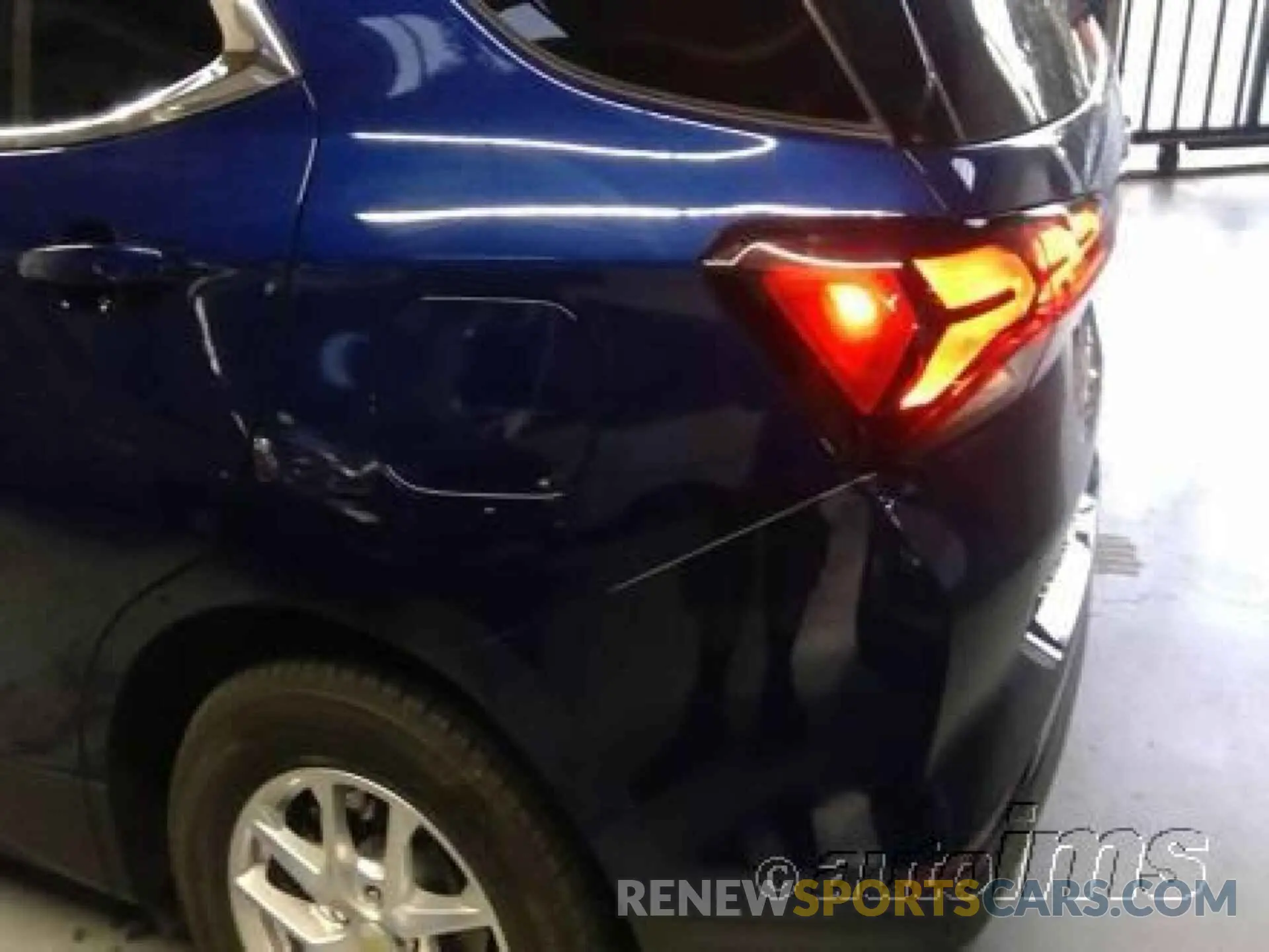 10 Photograph of a damaged car 3GNAXTEV0NS158349 CHEVROLET EQUINOX 2022