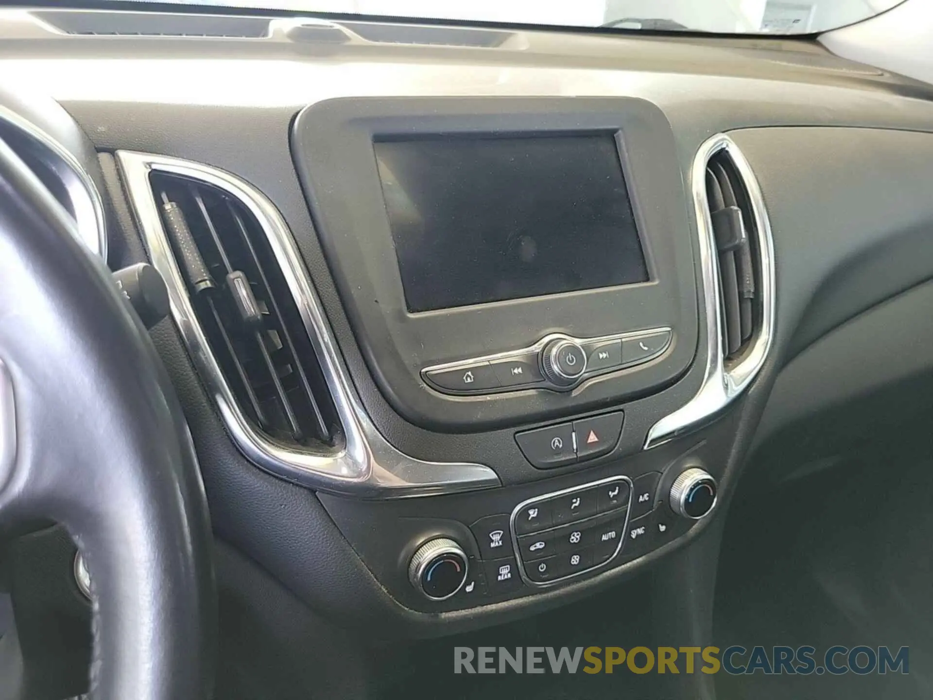 9 Photograph of a damaged car 3GNAXTEV1NL132711 CHEVROLET EQUINOX 2022