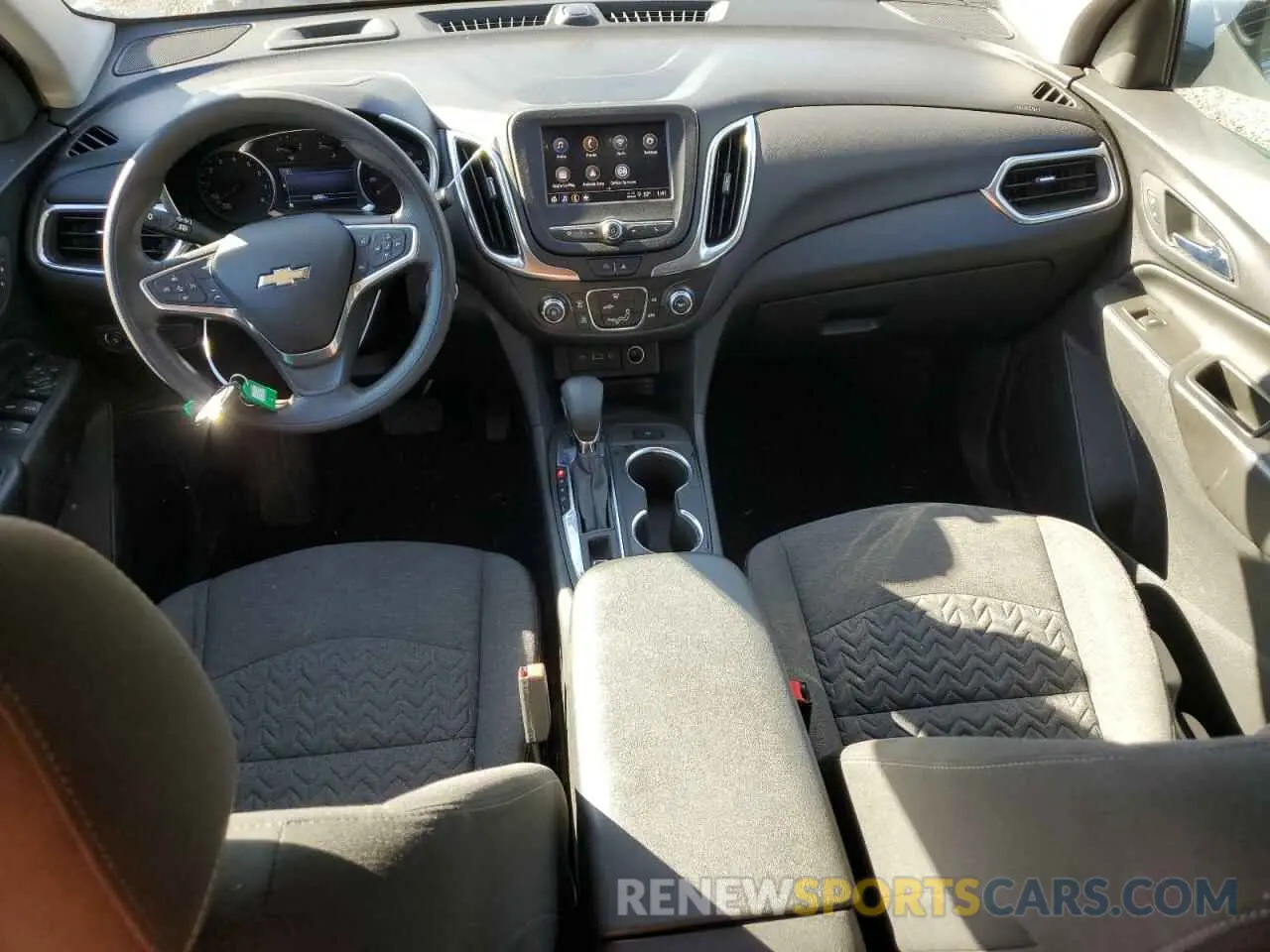 8 Photograph of a damaged car 3GNAXTEV1NL134670 CHEVROLET EQUINOX 2022