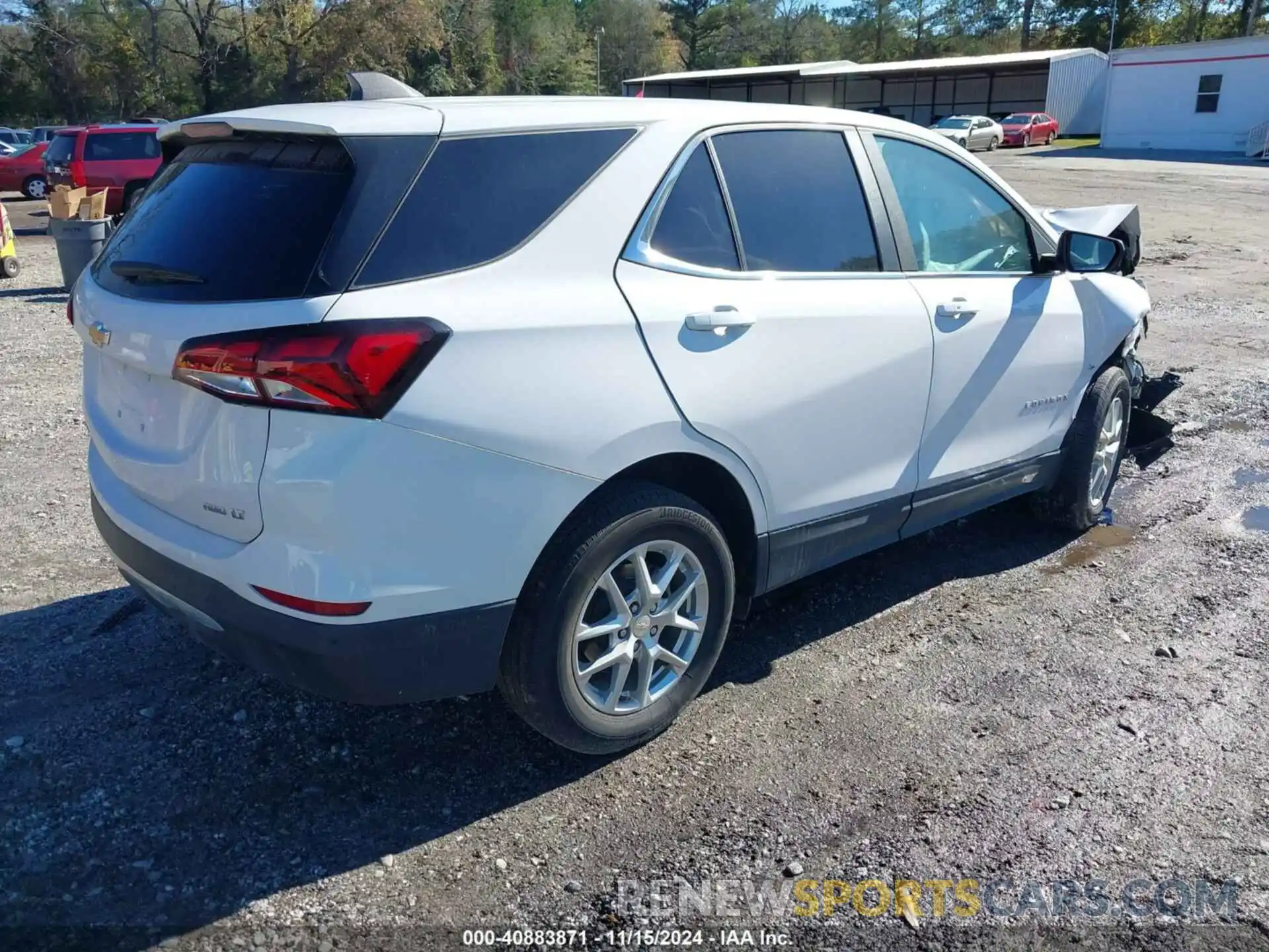 4 Photograph of a damaged car 3GNAXTEV2NL139666 CHEVROLET EQUINOX 2022