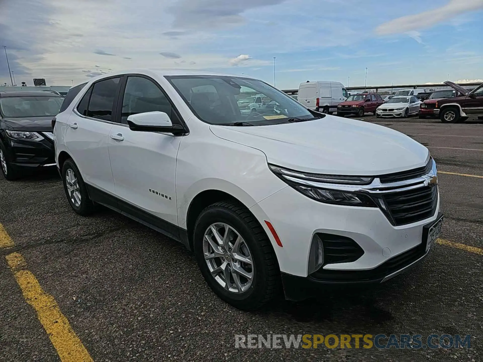 13 Photograph of a damaged car 3GNAXTEV6NL132817 CHEVROLET EQUINOX 2022