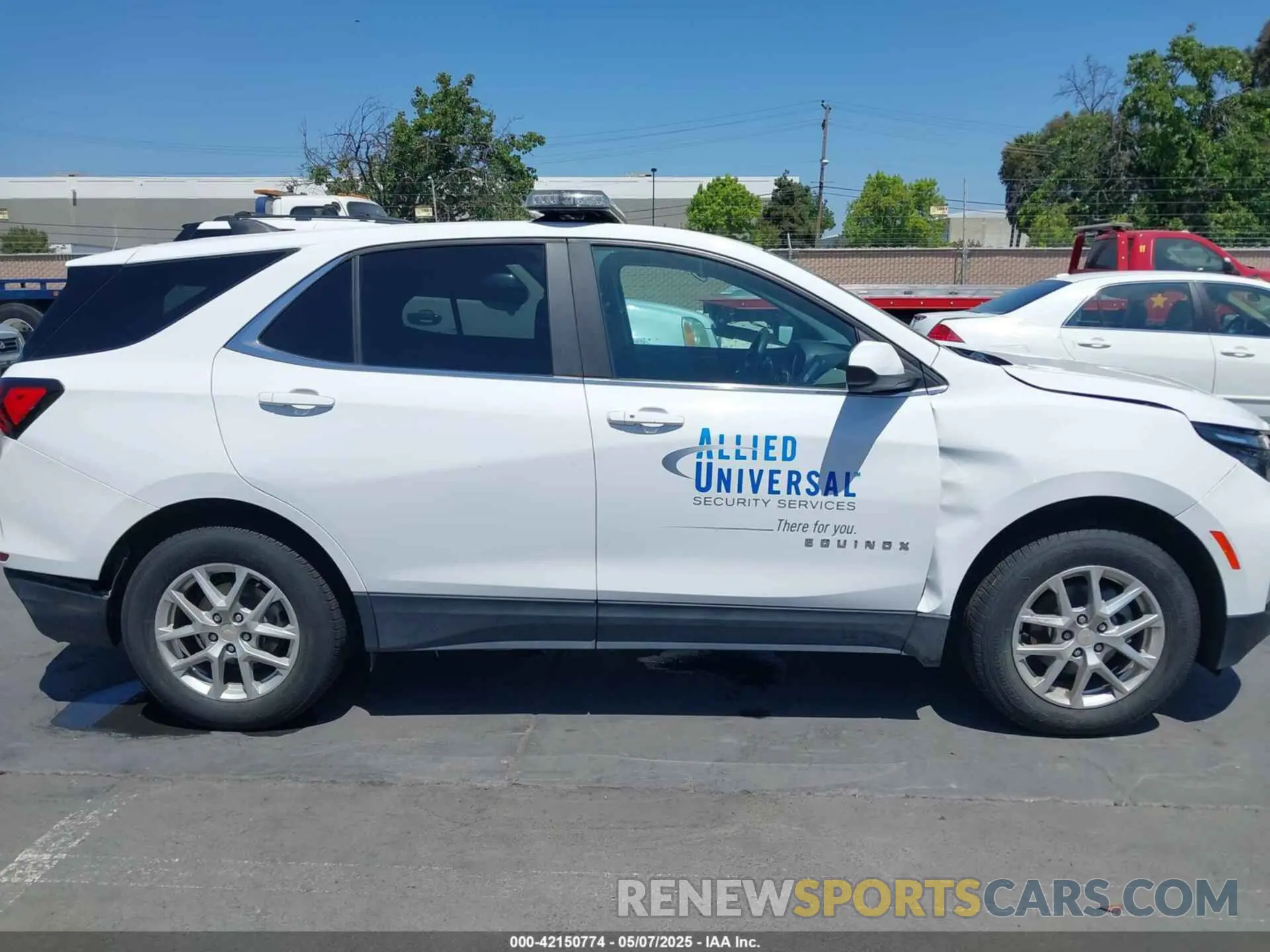 13 Photograph of a damaged car 3GNAXTEV7NL244445 CHEVROLET EQUINOX 2022