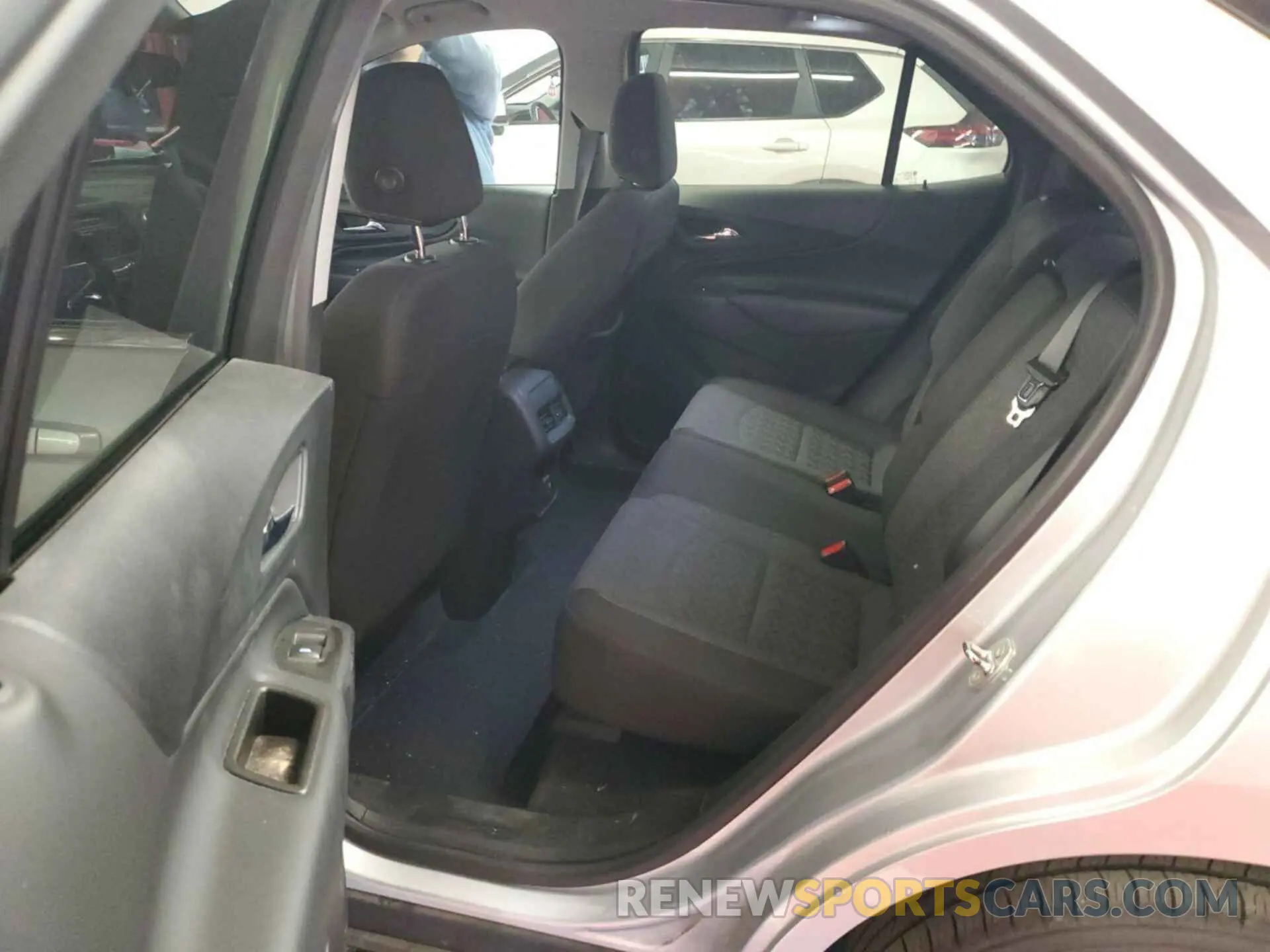 19 Photograph of a damaged car 3GNAXTEV8NL135587 CHEVROLET EQUINOX 2022