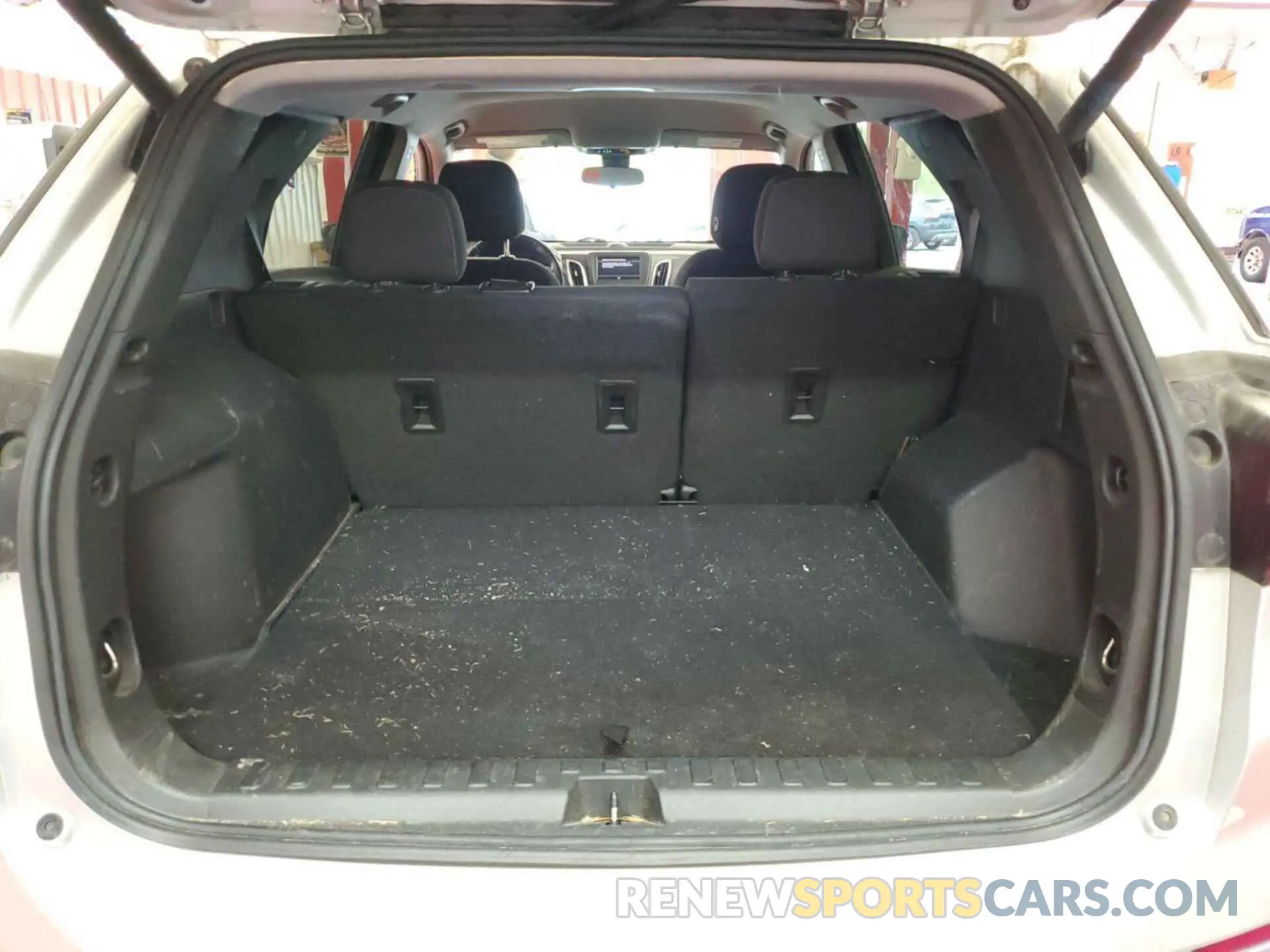24 Photograph of a damaged car 3GNAXTEV8NL135587 CHEVROLET EQUINOX 2022