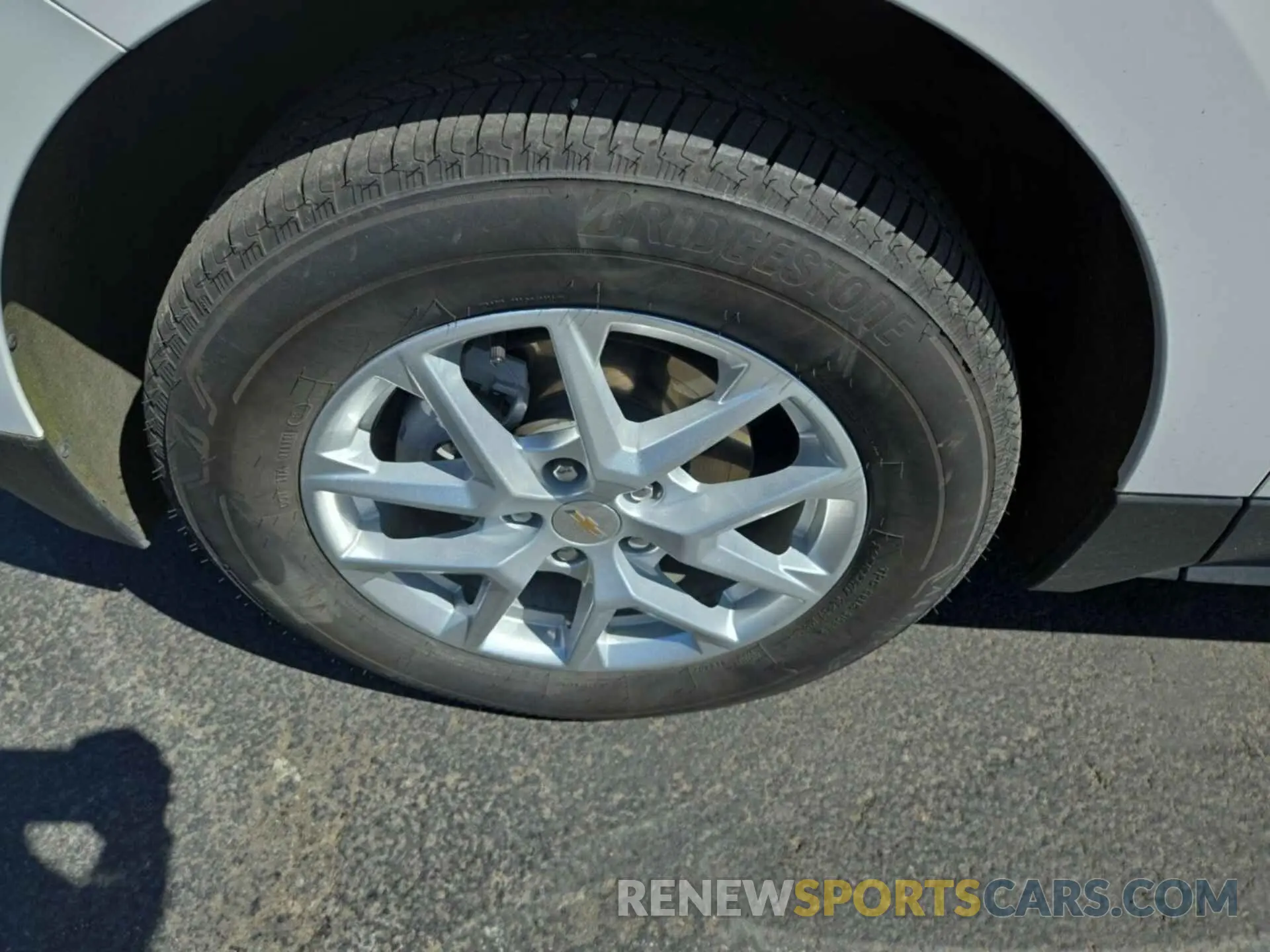 16 Photograph of a damaged car 3GNAXTEV8NL143348 CHEVROLET EQUINOX 2022