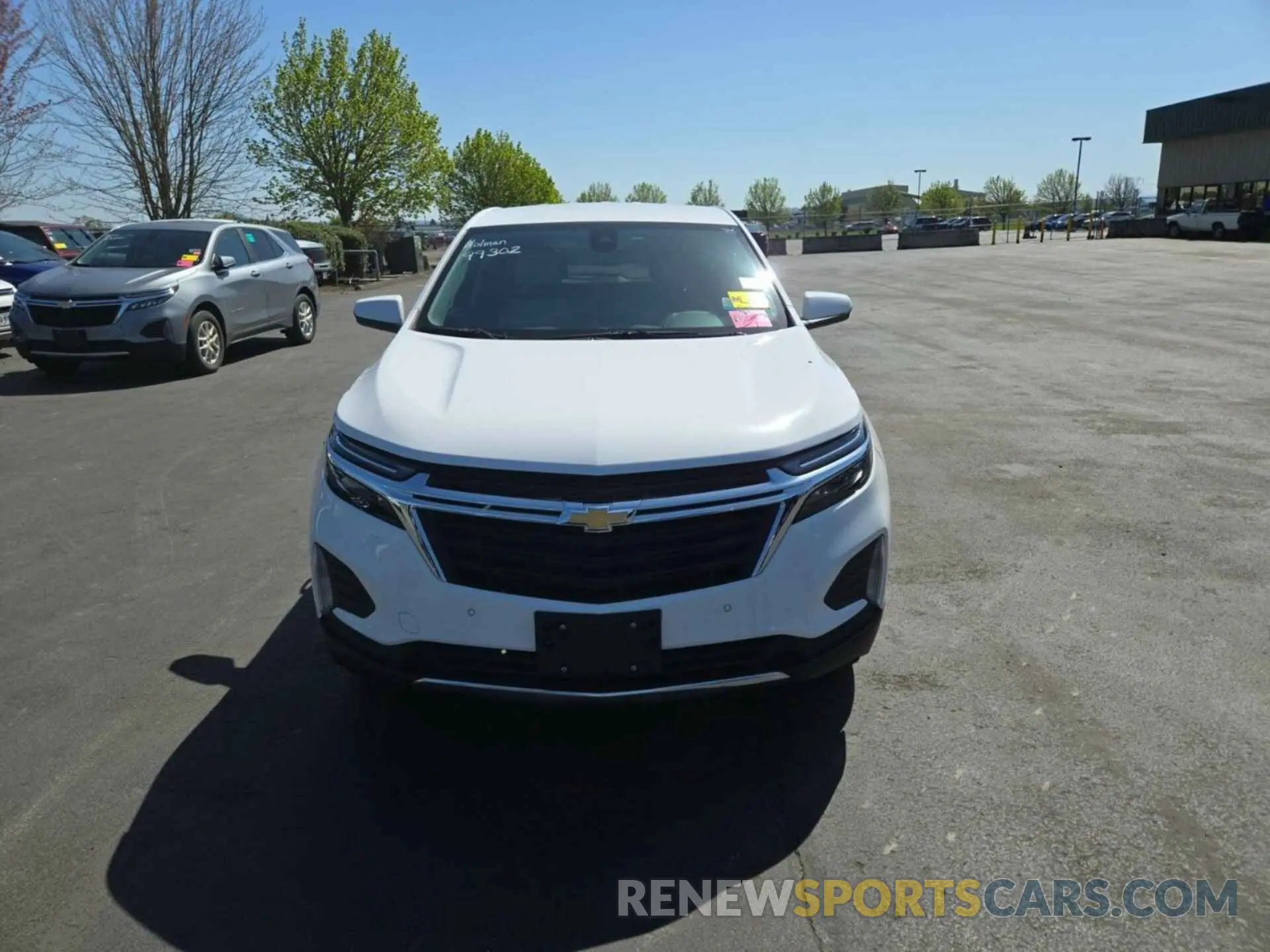 22 Photograph of a damaged car 3GNAXTEV8NL143348 CHEVROLET EQUINOX 2022