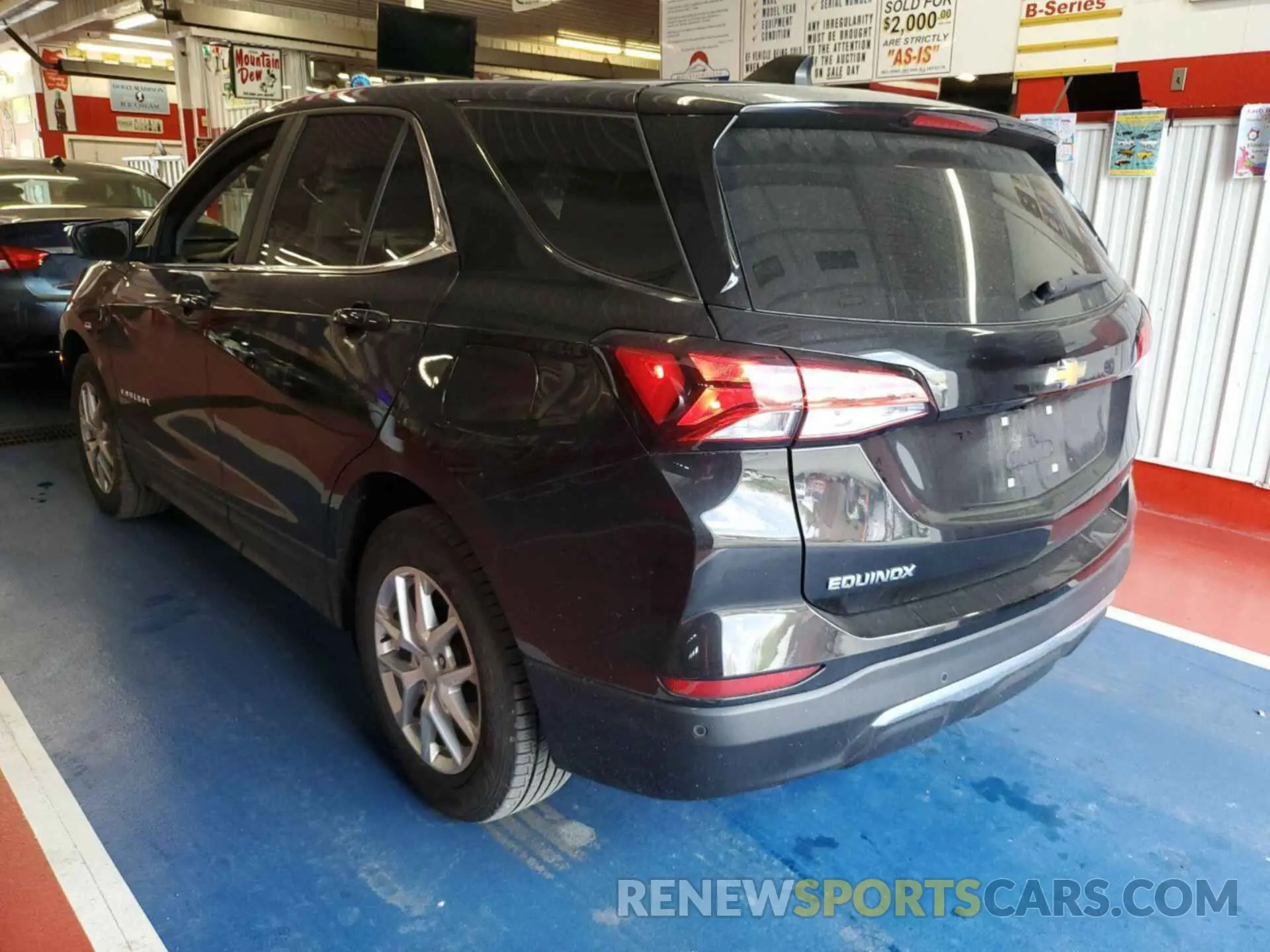 10 Photograph of a damaged car 3GNAXTEV8NL143401 CHEVROLET EQUINOX 2022