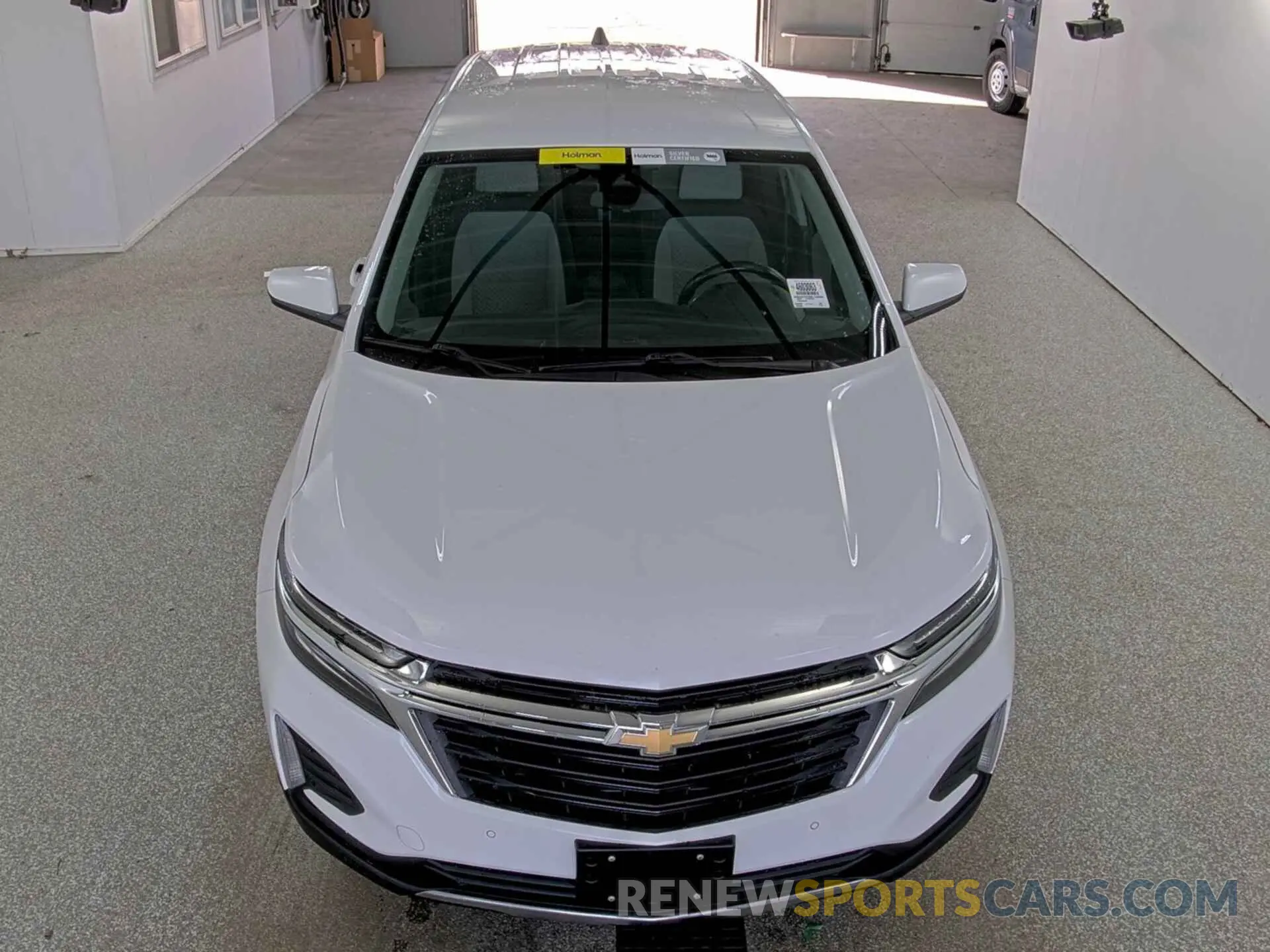33 Photograph of a damaged car 3GNAXTEV9NL143066 CHEVROLET EQUINOX 2022