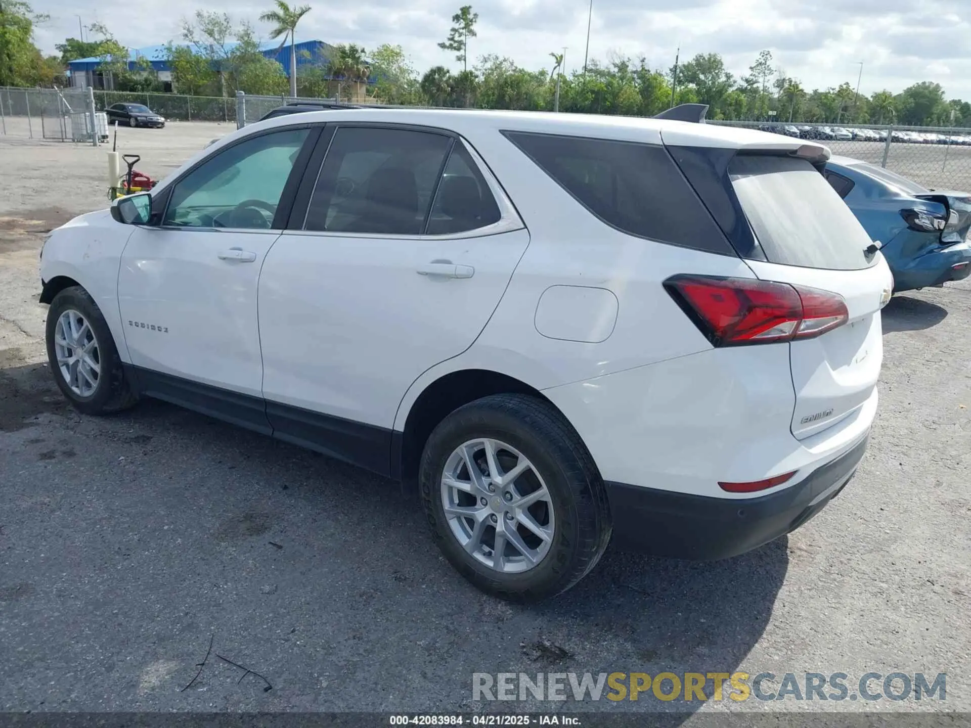 3 Photograph of a damaged car 3GNAXTEVXNL160281 CHEVROLET EQUINOX 2022