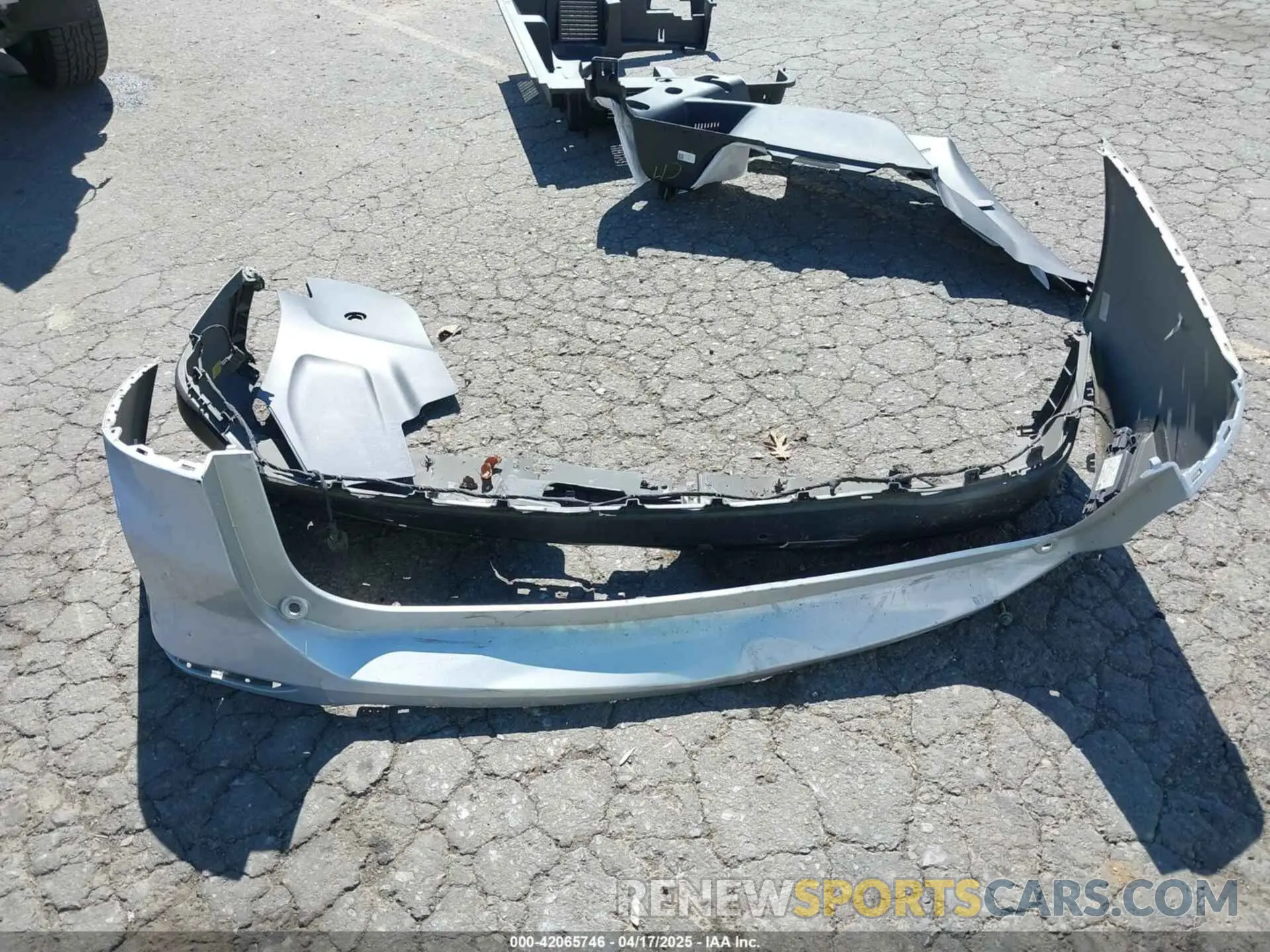 12 Photograph of a damaged car 3GNAXTEVXNL225291 CHEVROLET EQUINOX 2022