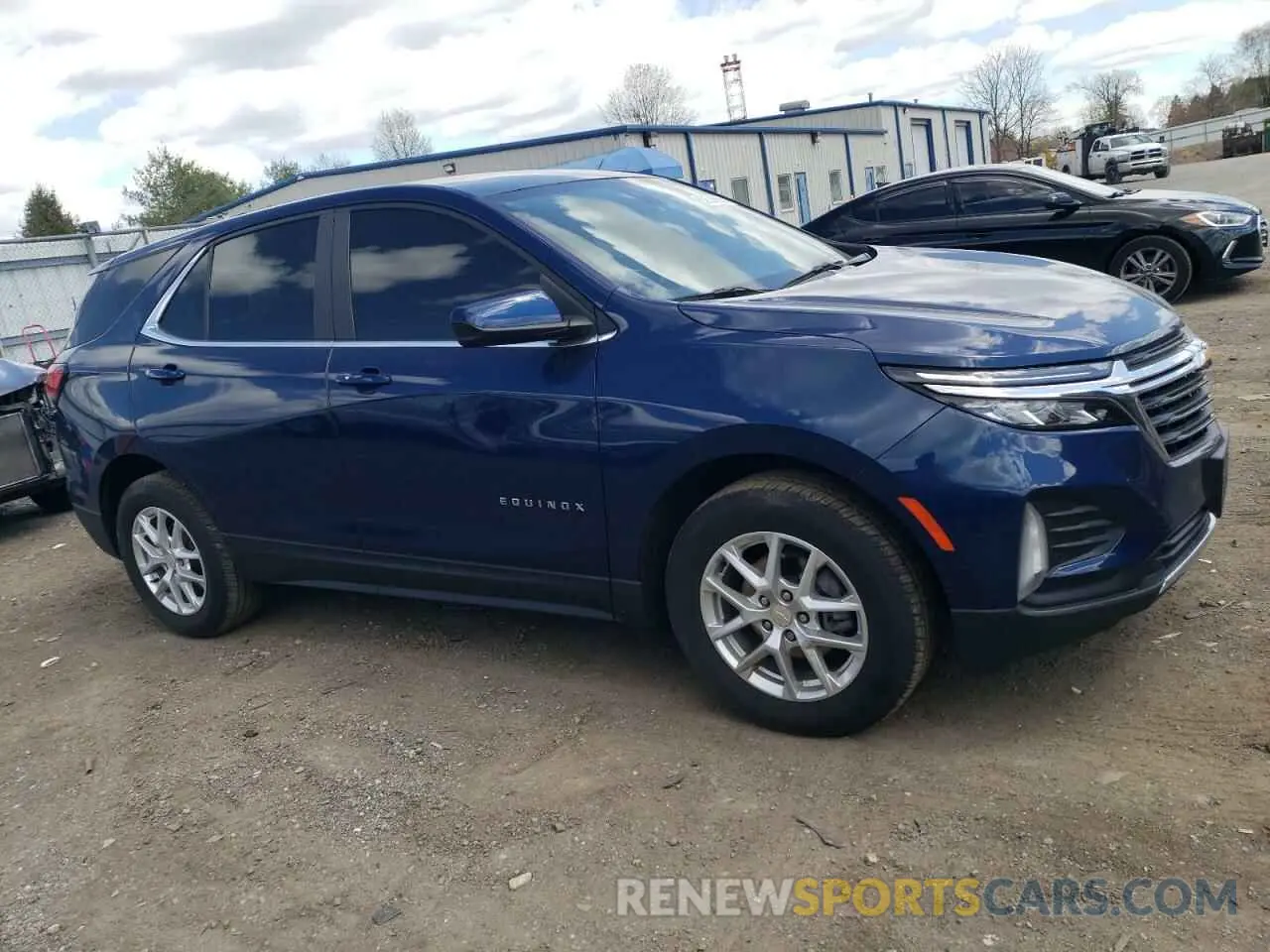 4 Photograph of a damaged car 3GNAXUEV0NL159601 CHEVROLET EQUINOX 2022