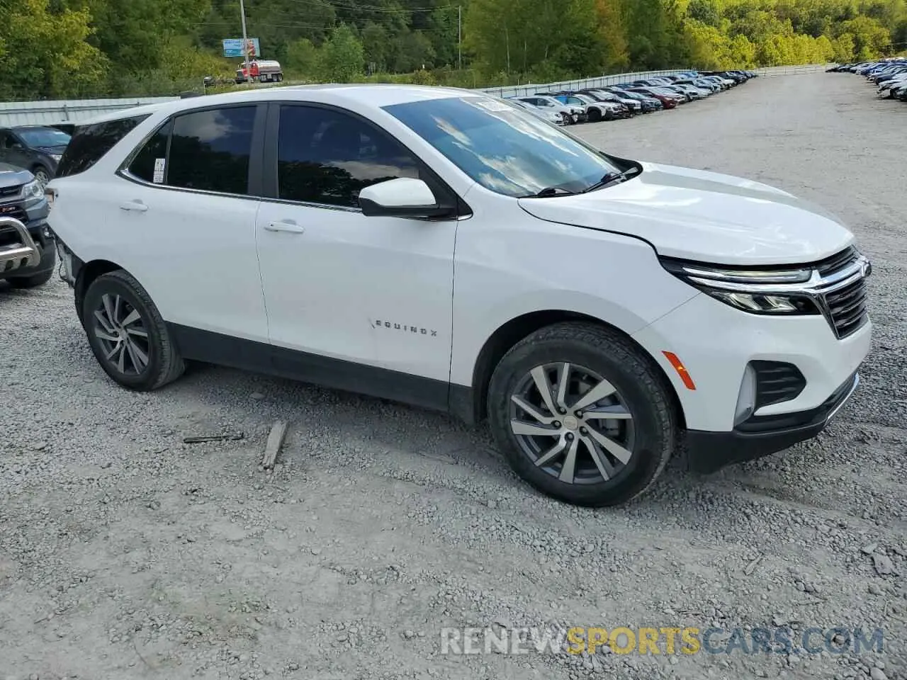 4 Photograph of a damaged car 3GNAXUEV0NL161588 CHEVROLET EQUINOX 2022