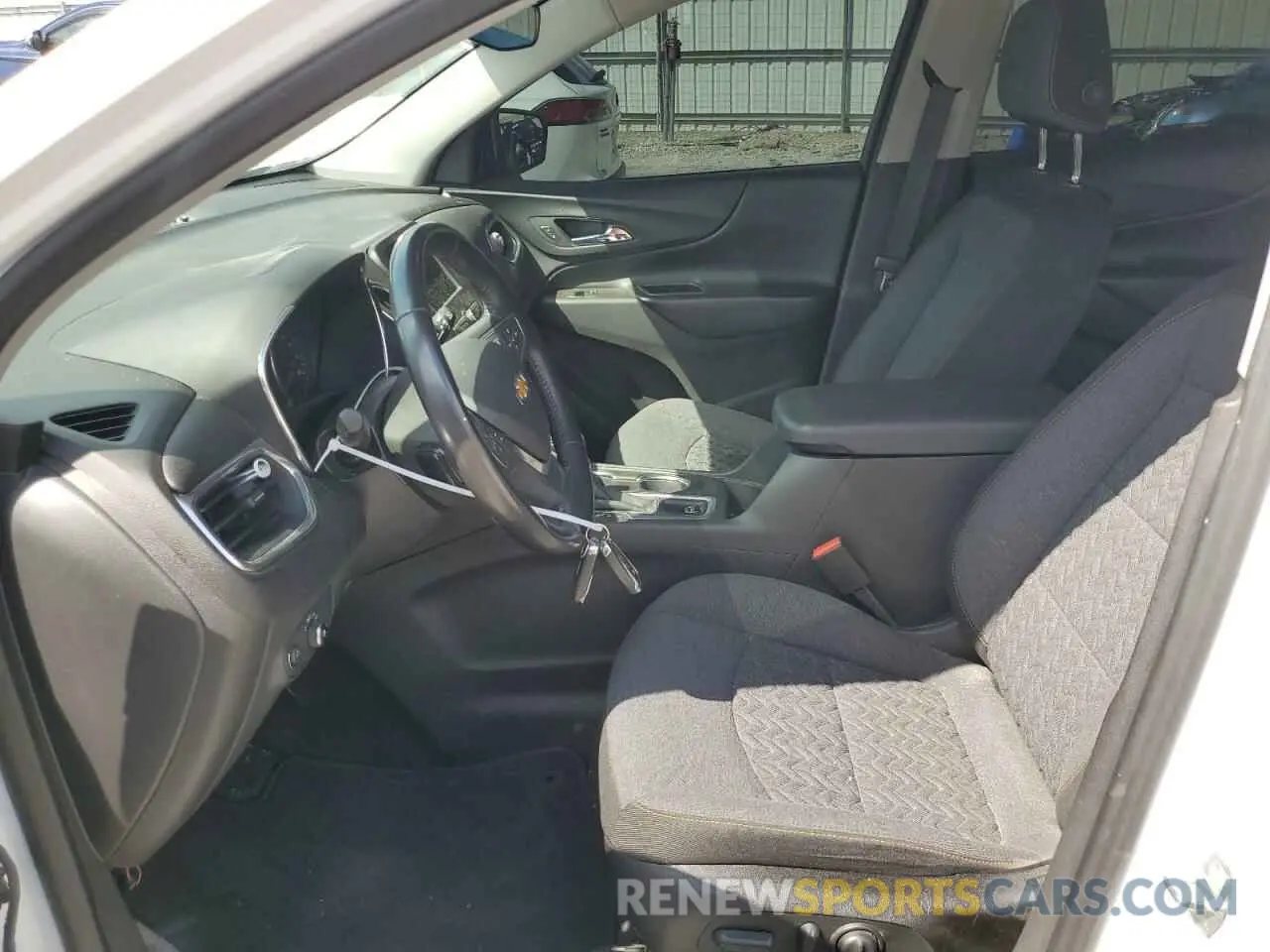7 Photograph of a damaged car 3GNAXUEV0NL161588 CHEVROLET EQUINOX 2022