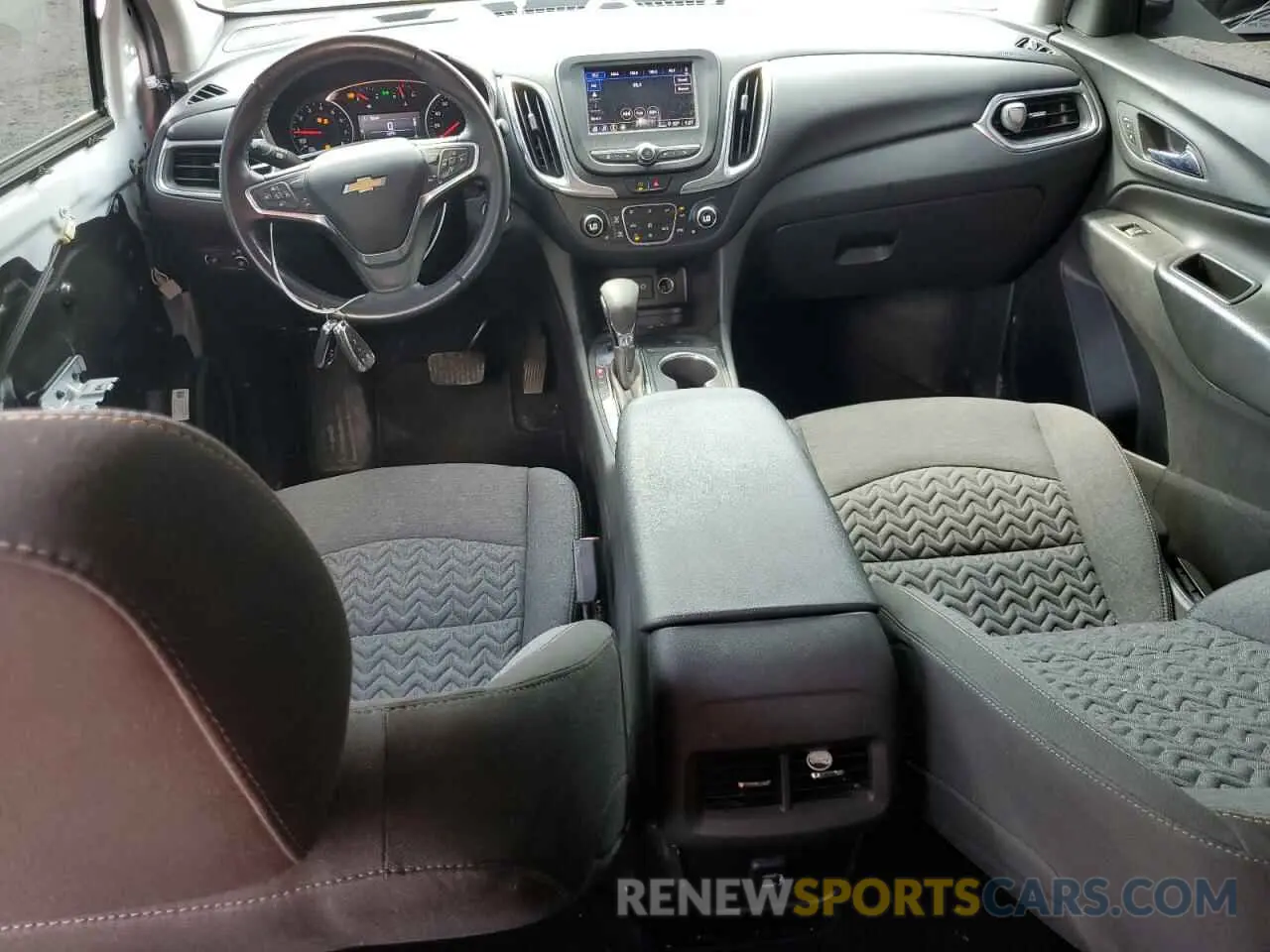 8 Photograph of a damaged car 3GNAXUEV0NL161588 CHEVROLET EQUINOX 2022