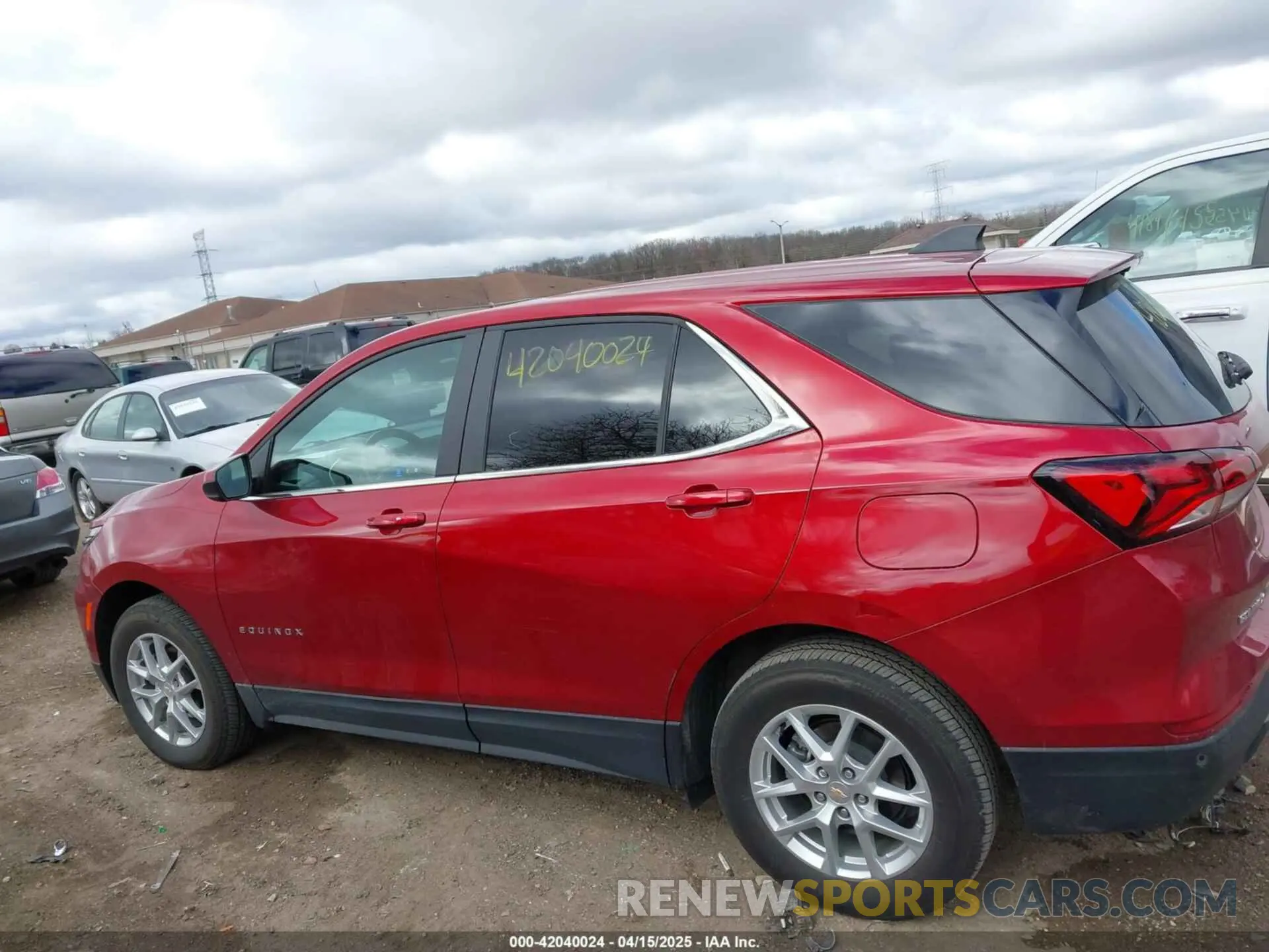 14 Photograph of a damaged car 3GNAXUEV0NL178536 CHEVROLET EQUINOX 2022