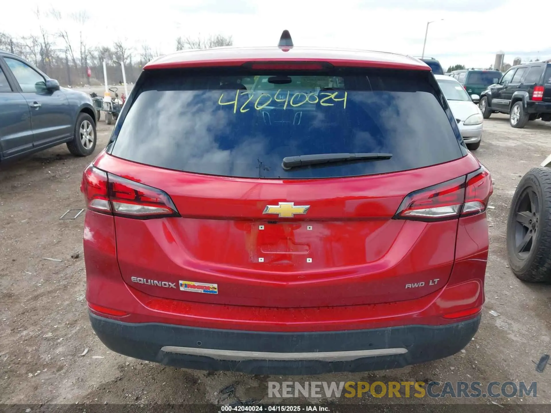 16 Photograph of a damaged car 3GNAXUEV0NL178536 CHEVROLET EQUINOX 2022