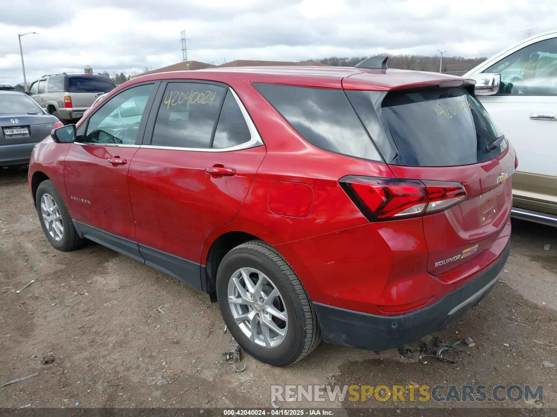 3 Photograph of a damaged car 3GNAXUEV0NL178536 CHEVROLET EQUINOX 2022